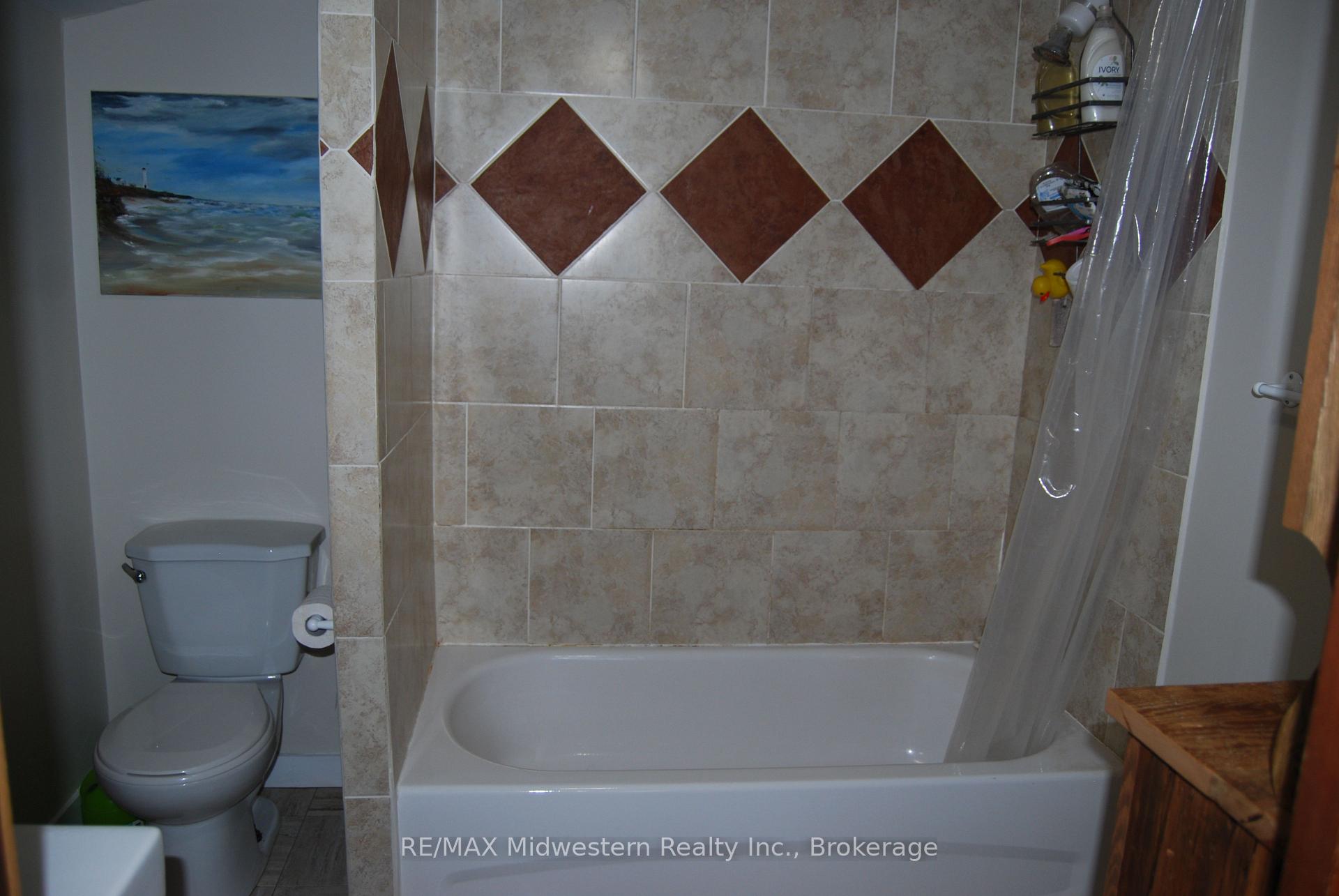 Photo 12 of 410 Temple Street, Minto — HOMEH