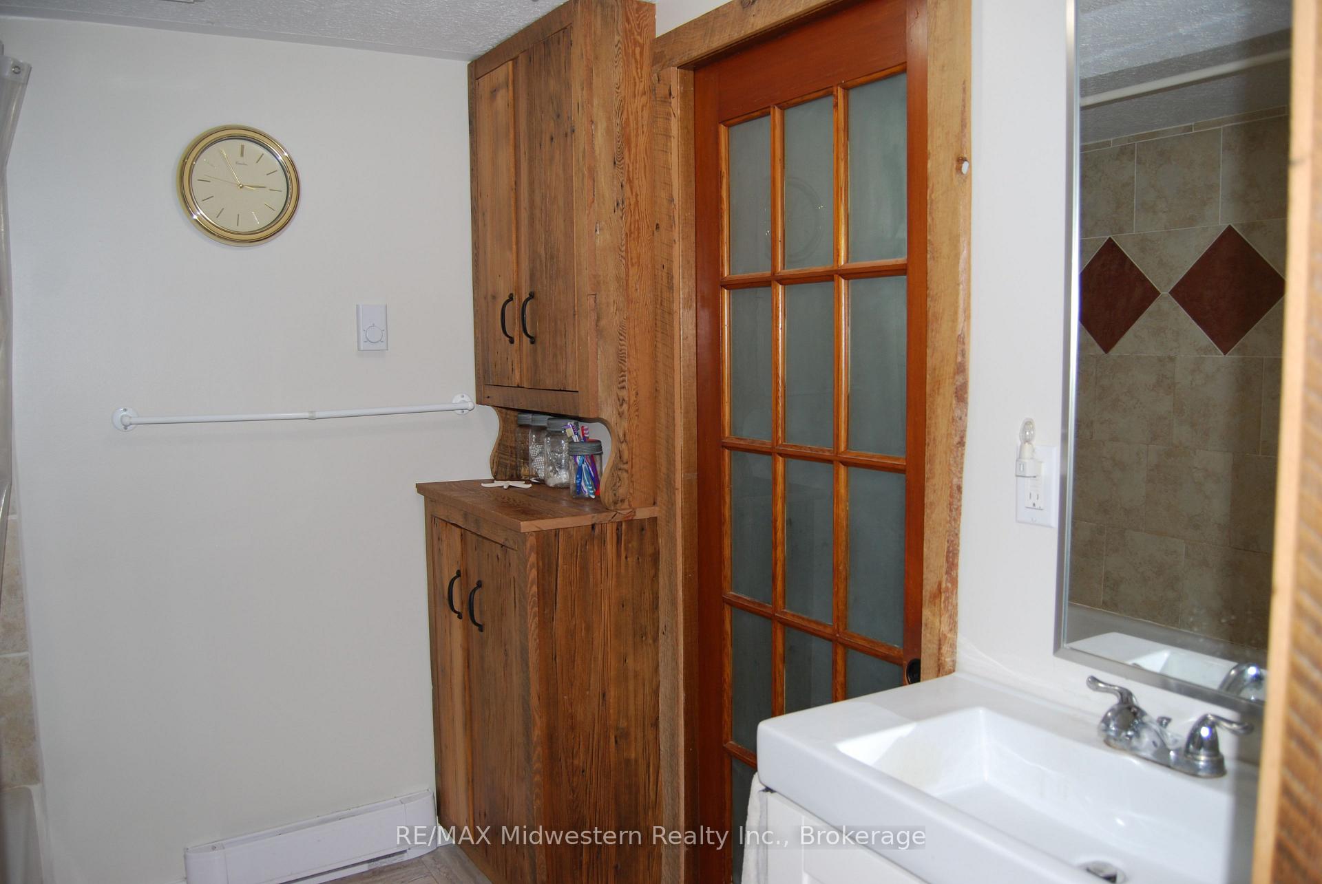 Photo 8 of 410 Temple Street, Minto — HOMEH