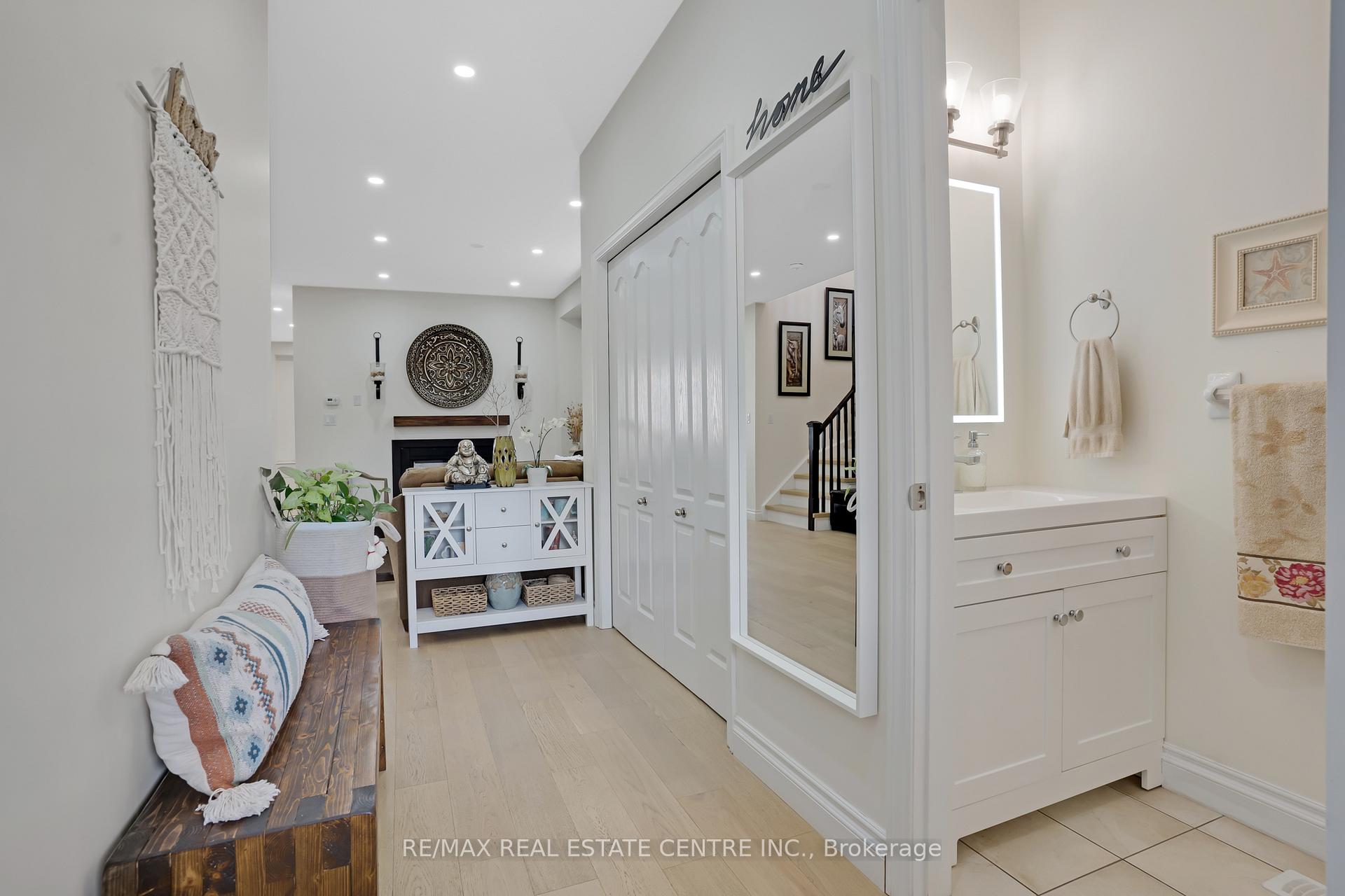 Photo 4 of 46 Stillwater Street, Kitchener — HOMEH