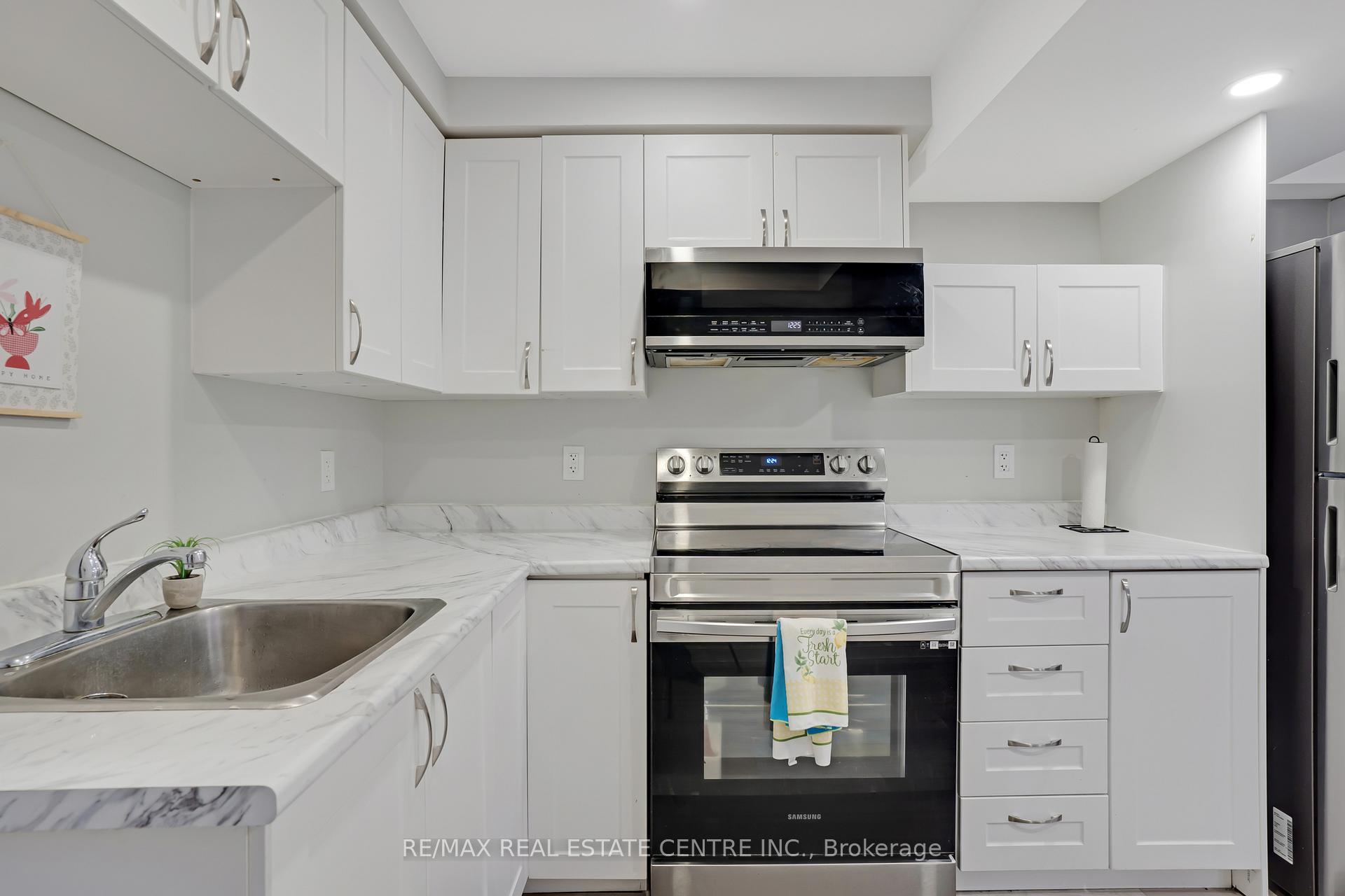 Photo 29 of 46 Stillwater Street, Kitchener — HOMEH