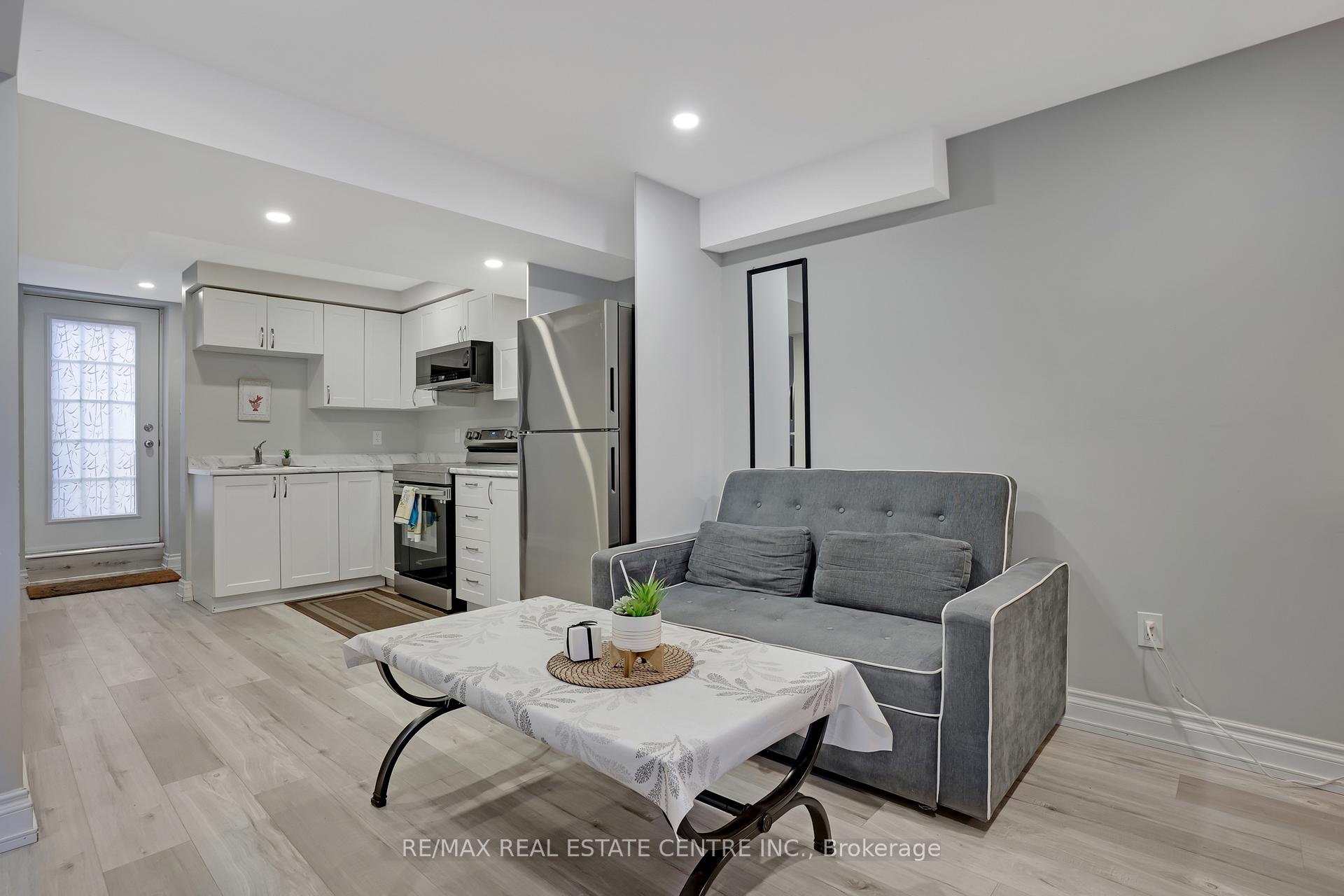 Photo 43 of 46 Stillwater Street, Kitchener — HOMEH