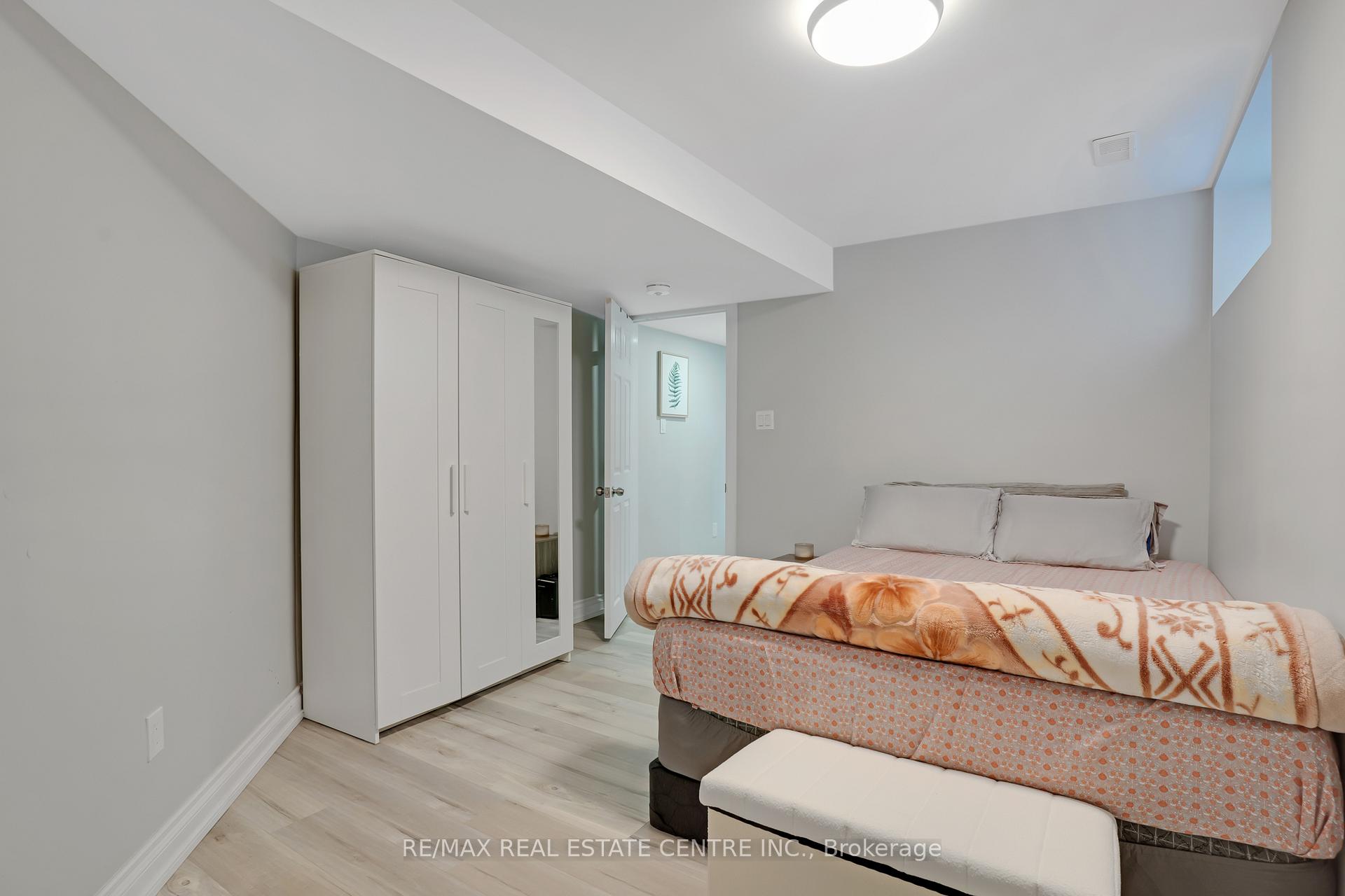 Photo 33 of 46 Stillwater Street, Kitchener — HOMEH