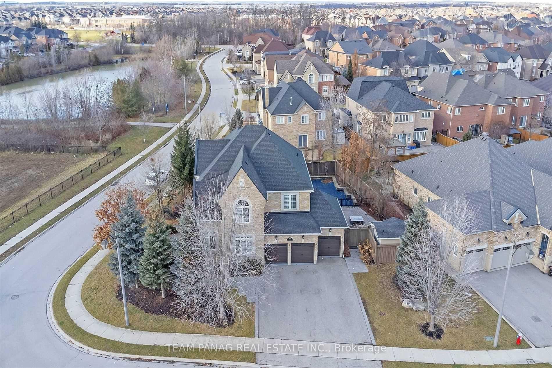 Photo 1 of 73 Louvain Drive, Brampton, Vales of Castlemore North — HOMEH