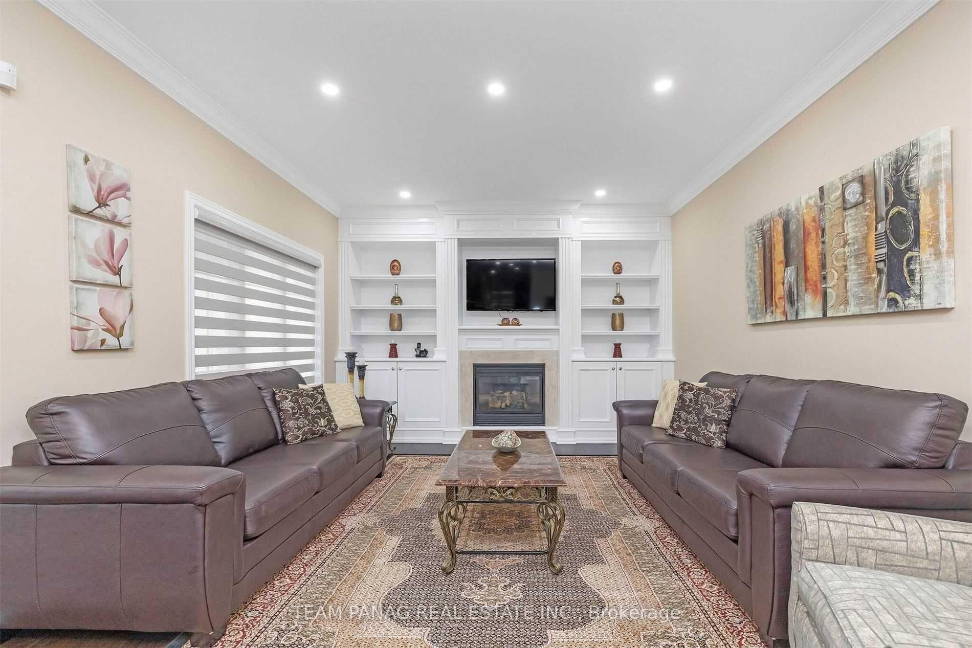 Photo 16 of 73 Louvain Drive, Brampton, Vales of Castlemore North — HOMEH