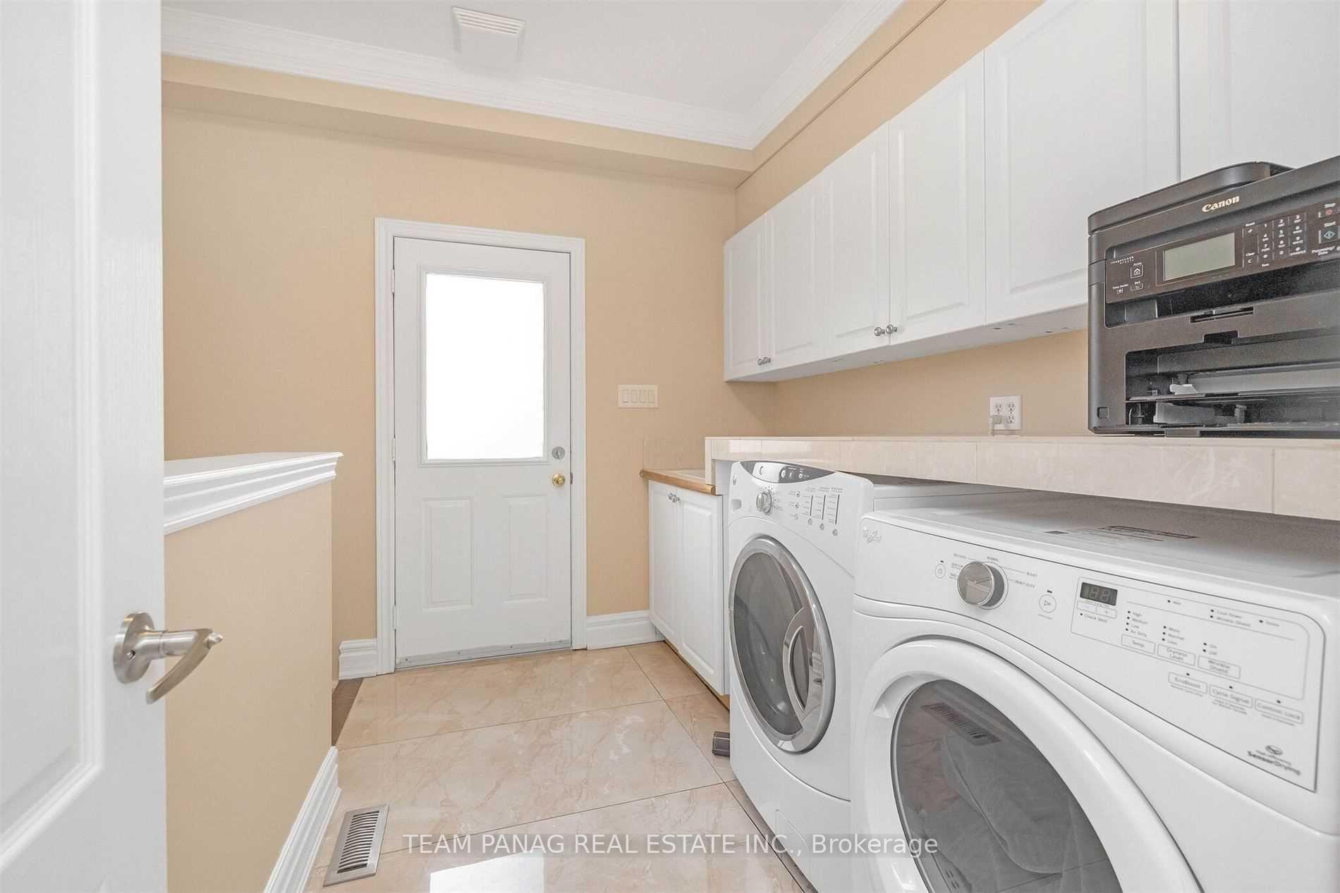 Photo 15 of 73 Louvain Drive, Brampton, Vales of Castlemore North — HOMEH