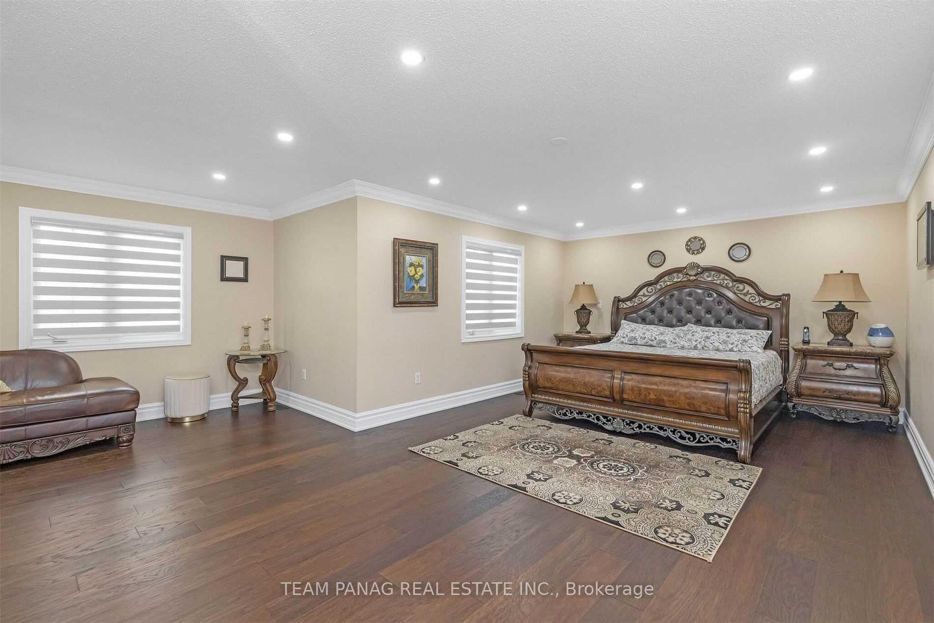 Photo 21 of 73 Louvain Drive, Brampton, Vales of Castlemore North — HOMEH