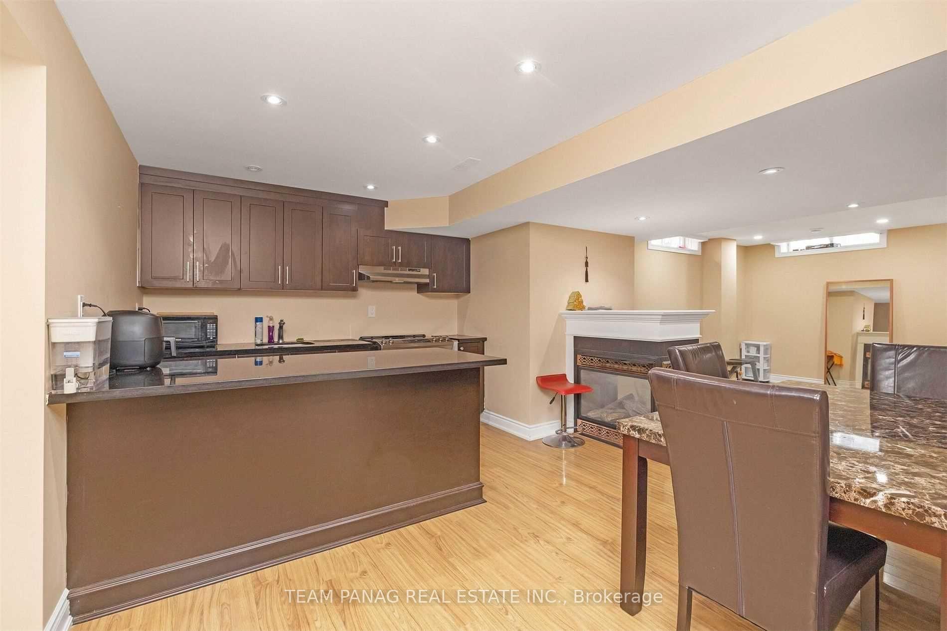 Photo 26 of 73 Louvain Drive, Brampton, Vales of Castlemore North — HOMEH