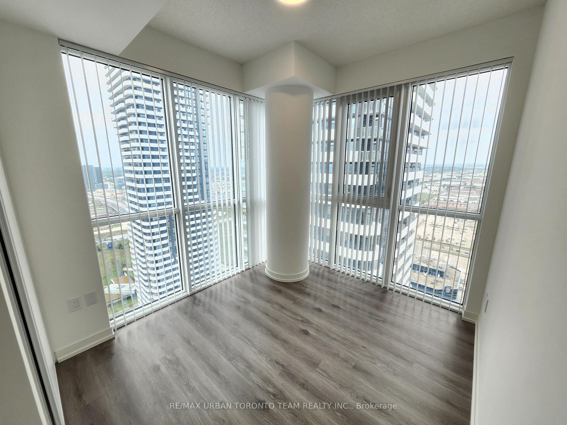 Photo 12 of Unit 4103, 28 Interchange Way, Vaughan, Vaughan Corporate Centre — HOMEH