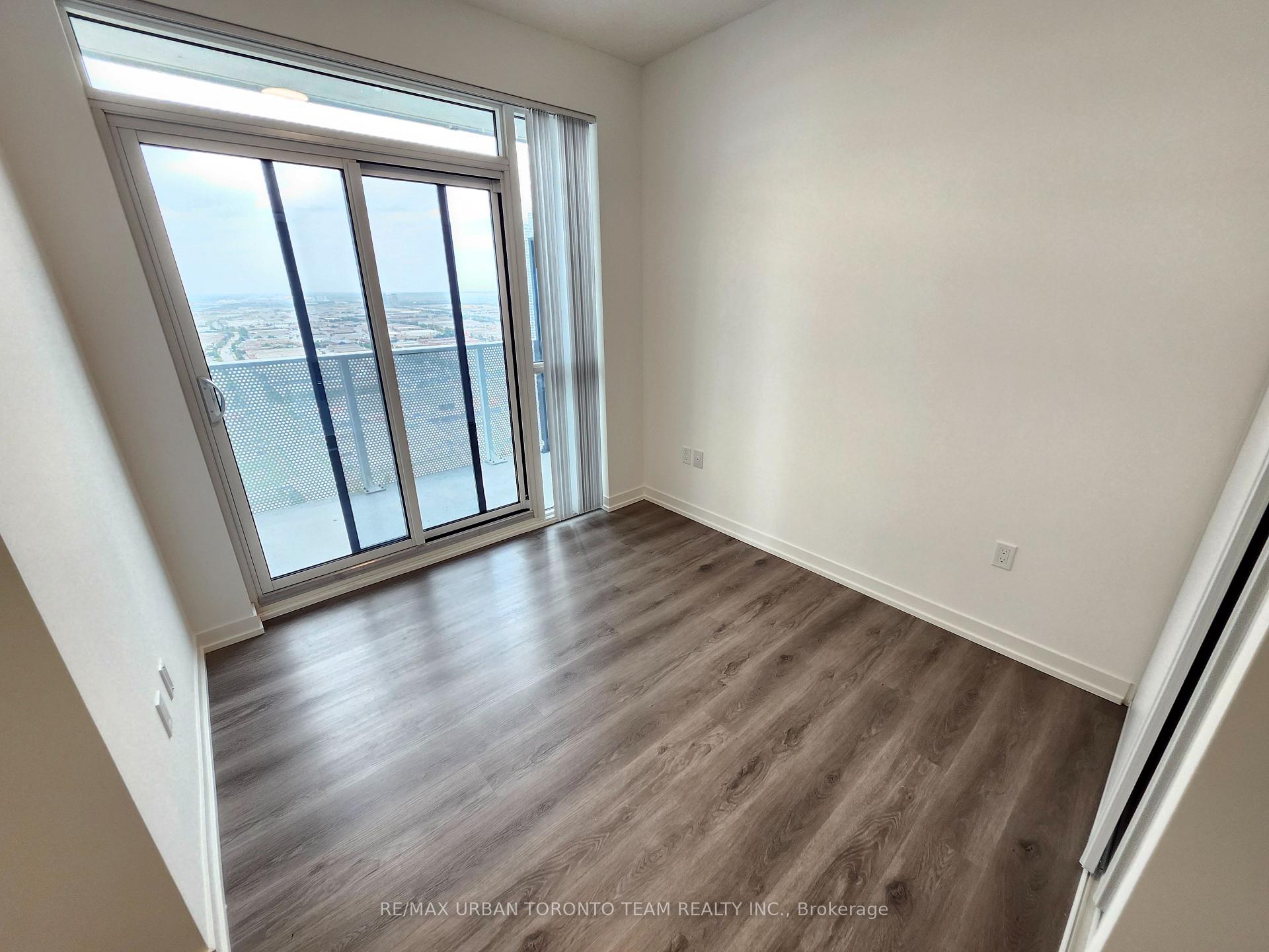 Photo 3 of Unit 4103, 28 Interchange Way, Vaughan, Vaughan Corporate Centre — HOMEH