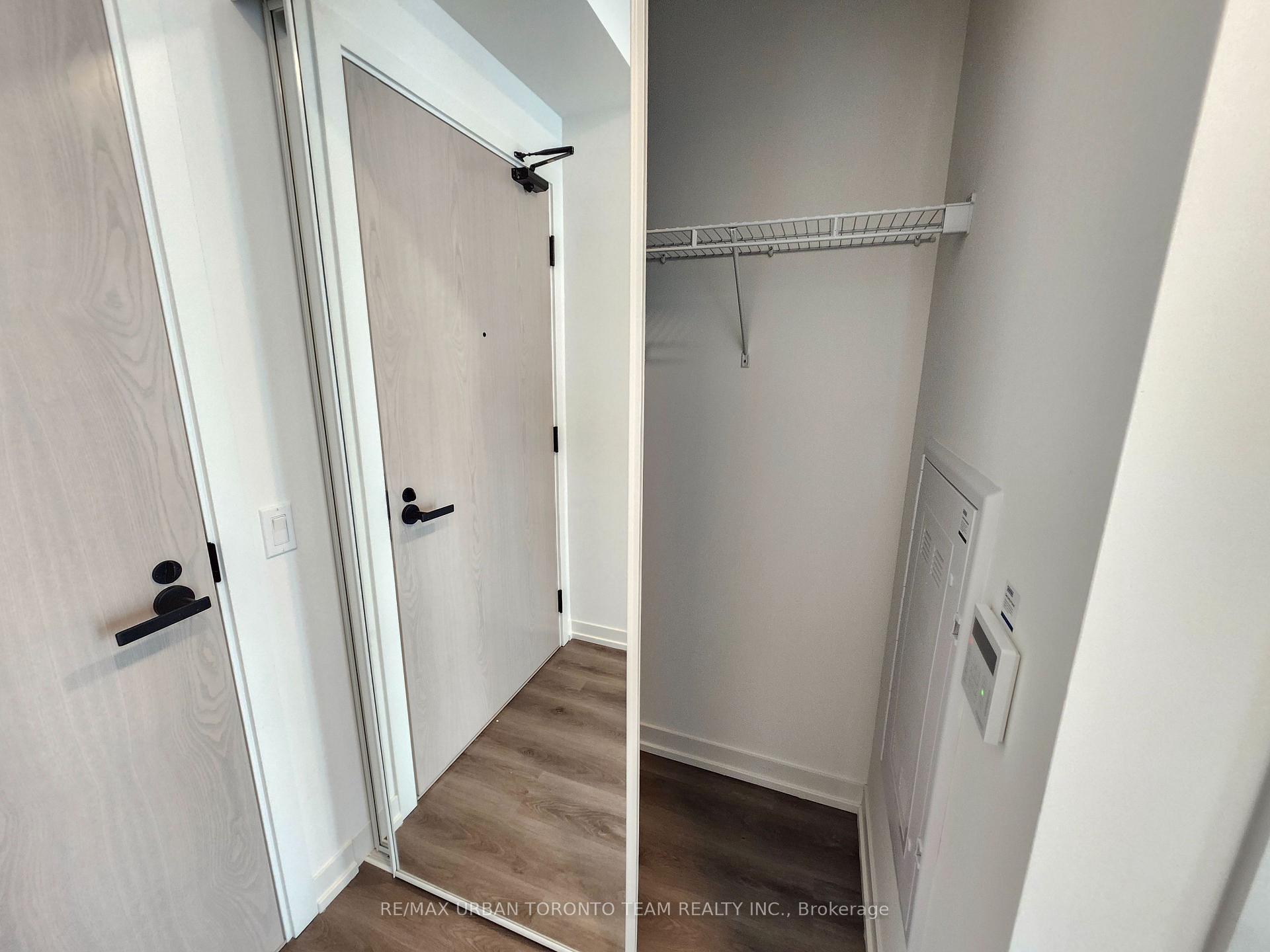 Photo 10 of Unit 4103, 28 Interchange Way, Vaughan, Vaughan Corporate Centre — HOMEH
