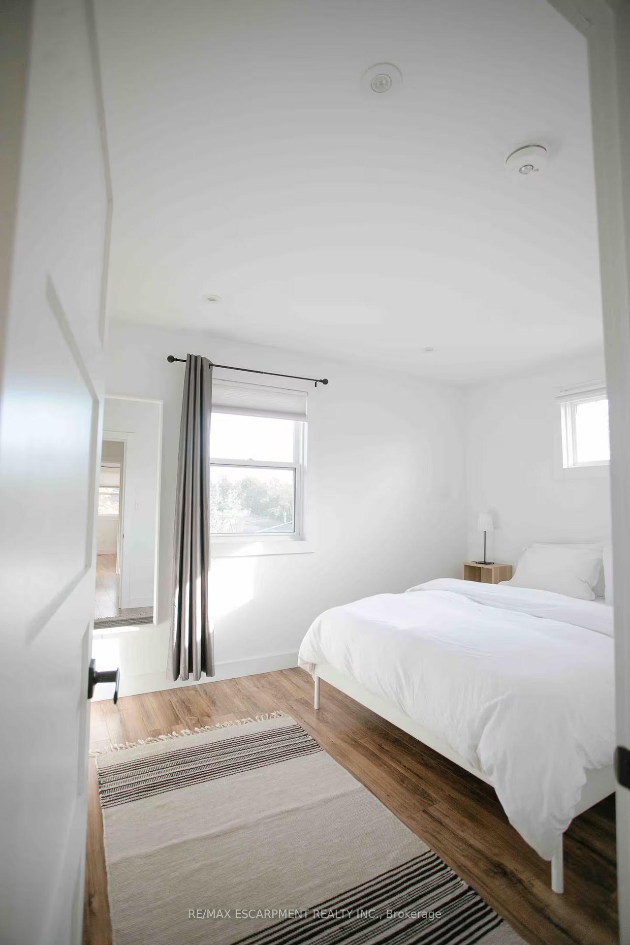 Photo 11 of Unit 2, 426 Wilson Street E, Hamilton, Ancaster — HOMEH