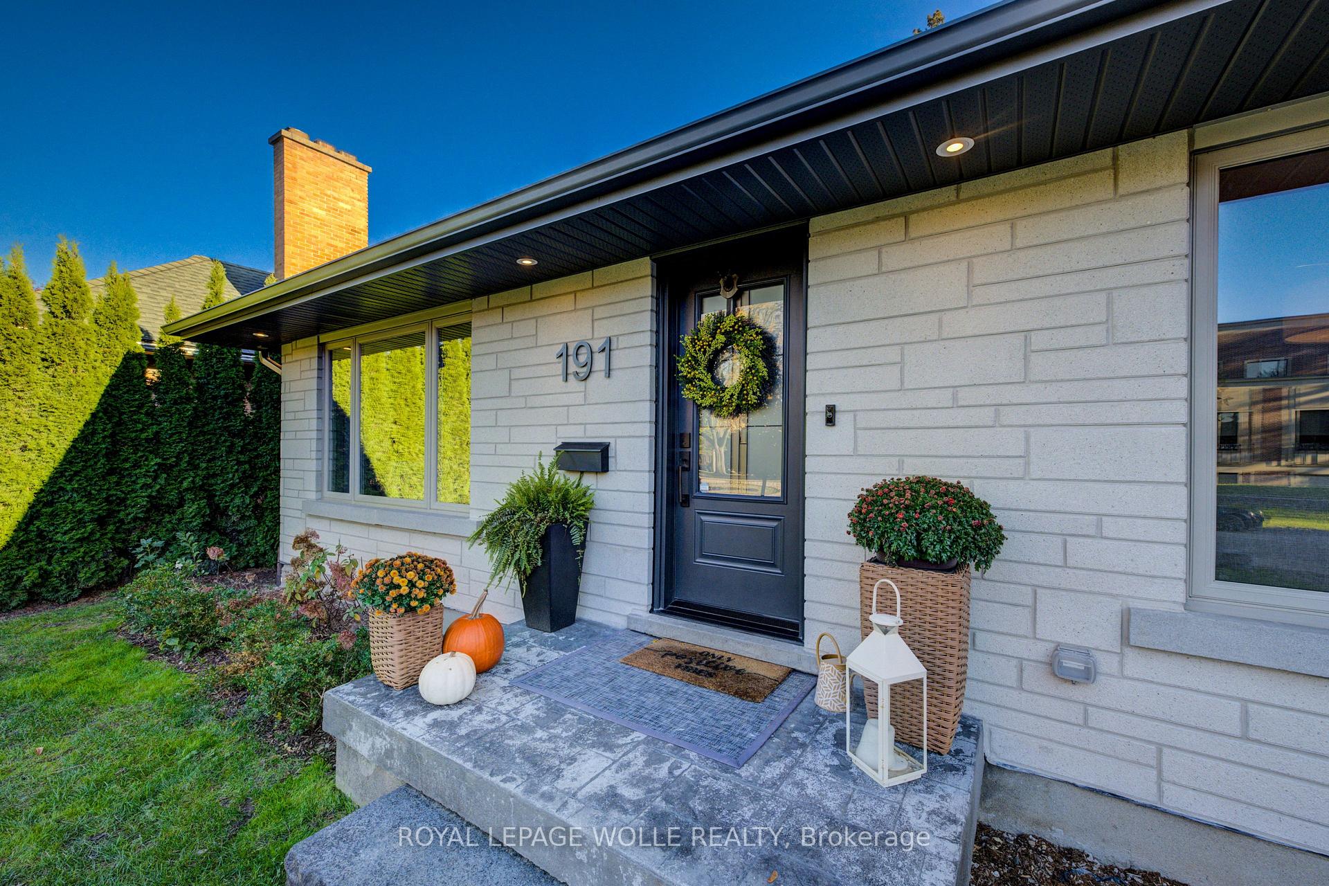 Photo 4 of 191 John Street W, Waterloo — HOMEH