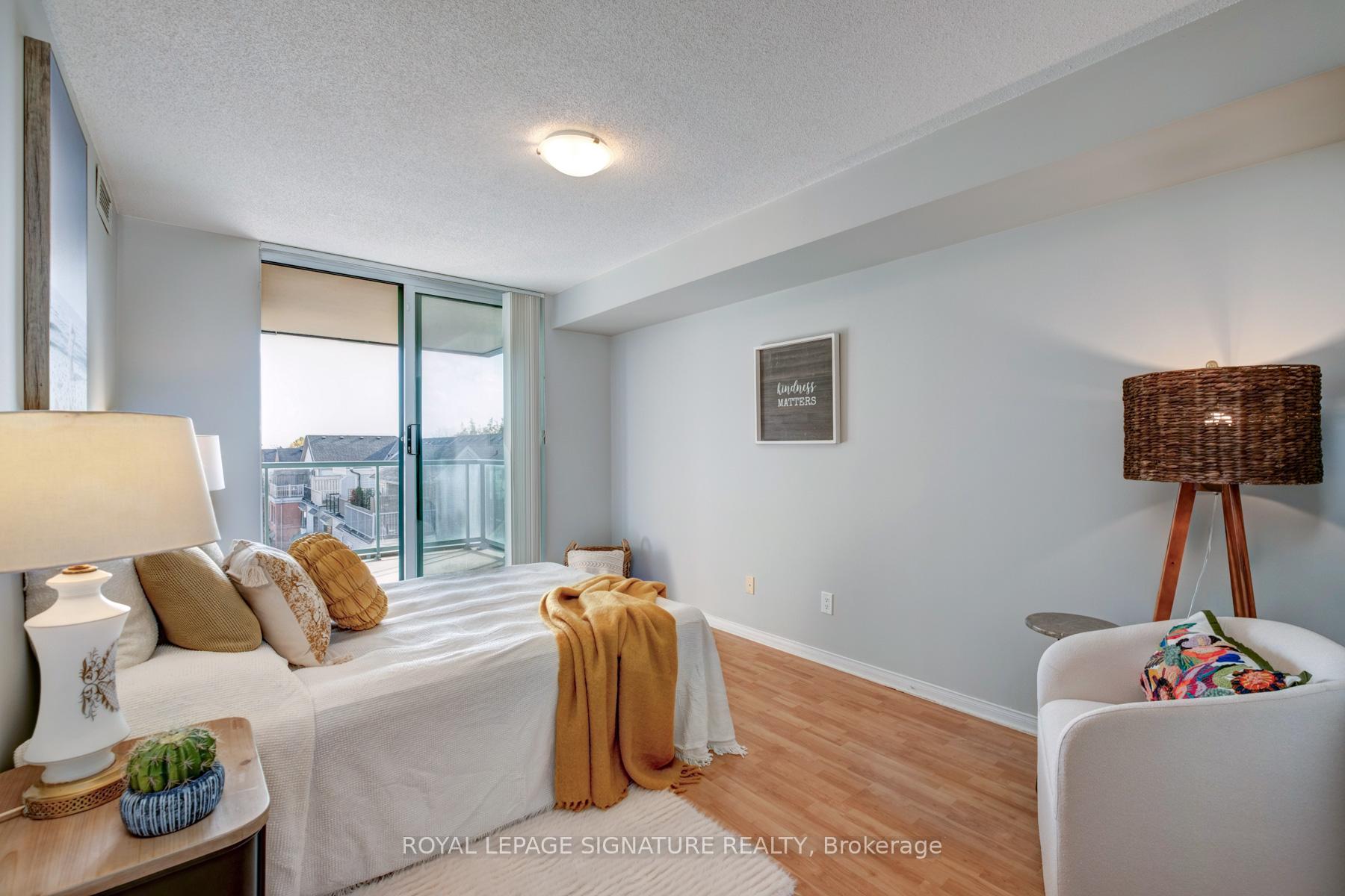 Photo 5 of Unit 402, 1863 Queen Street E, Toronto, The Beaches — HOMEH