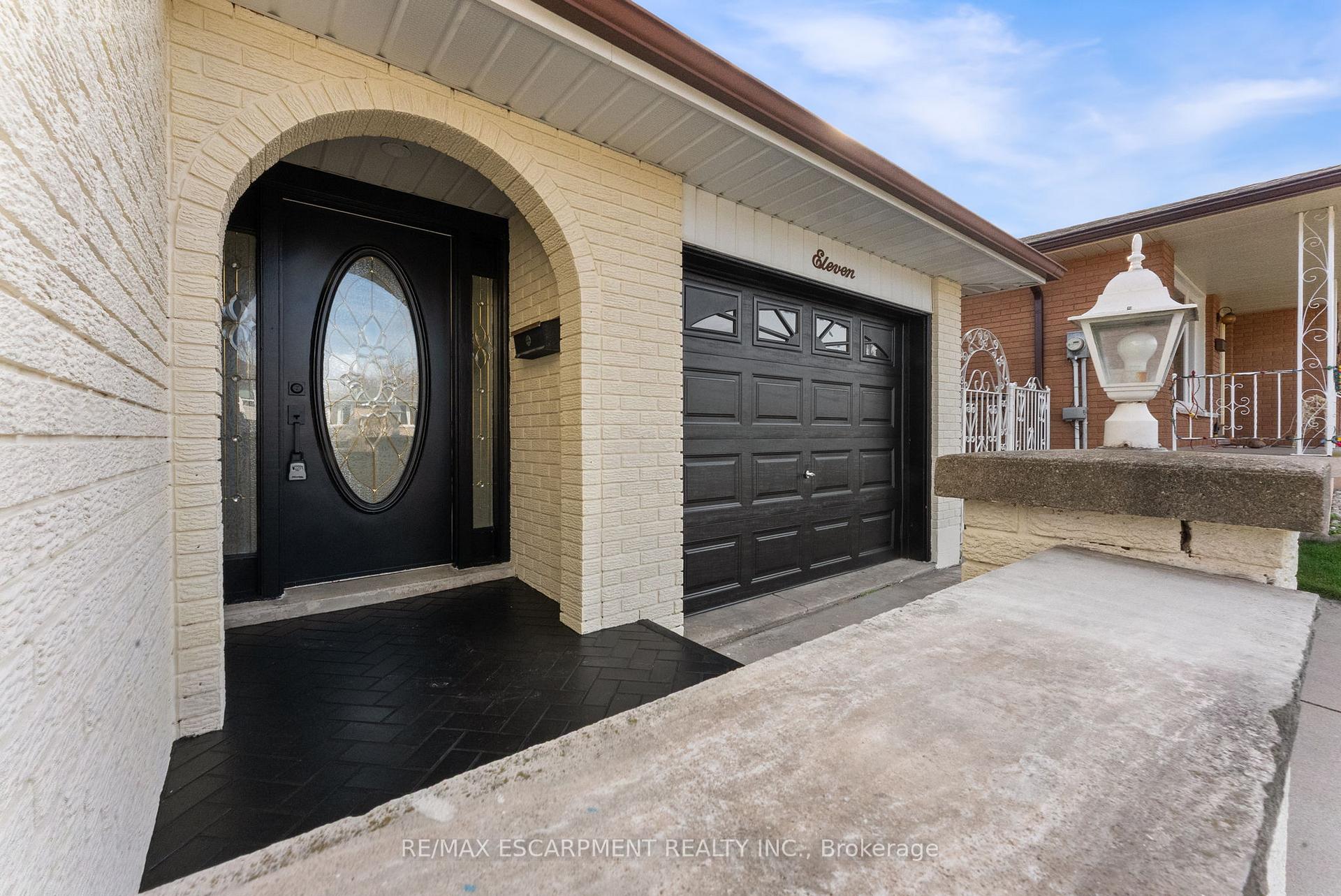 Photo 2 of 11 Marcella Crescent, Hamilton, Gershome — HOMEH