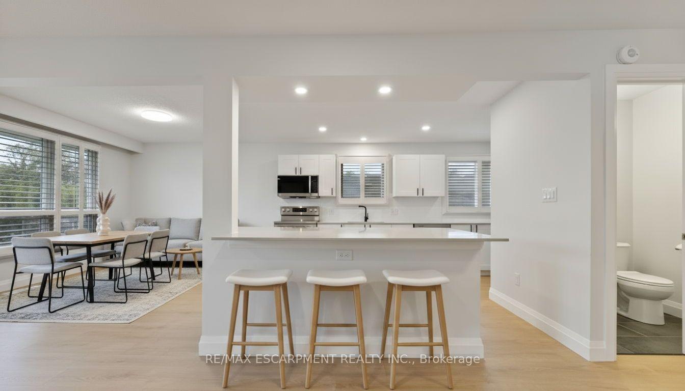 Photo 7 of 11 Marcella Crescent, Hamilton, Gershome — HOMEH