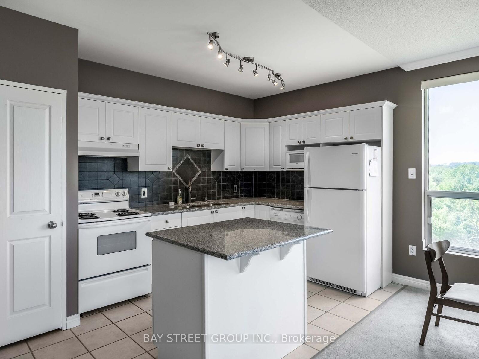 Photo 13 of Unit 606, 255 Keats Way, Waterloo — HOMEH