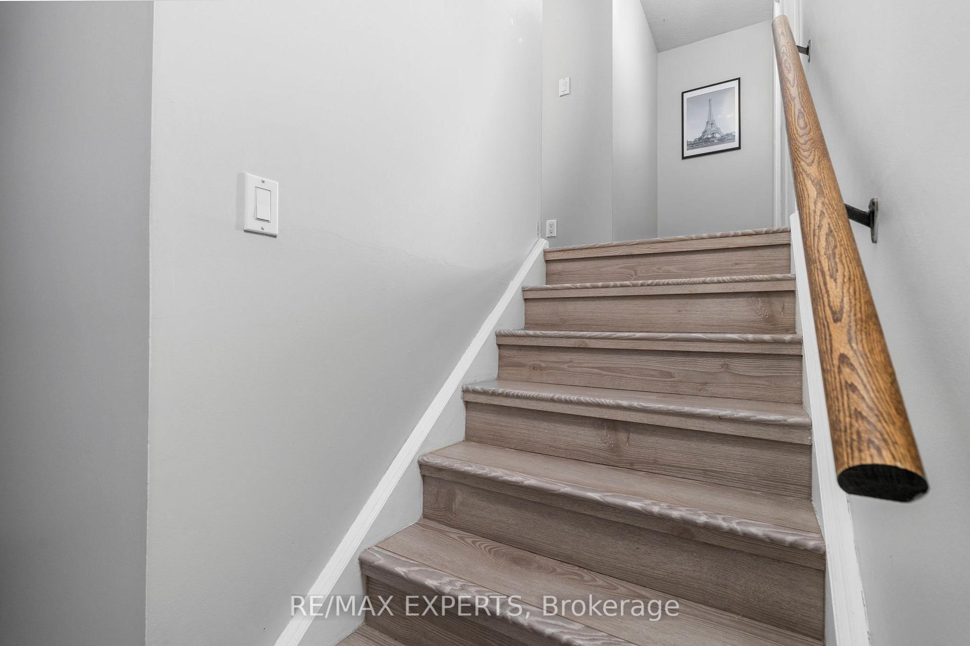 Photo 17 of 128 Heather Avenue, Cambridge — HOMEH