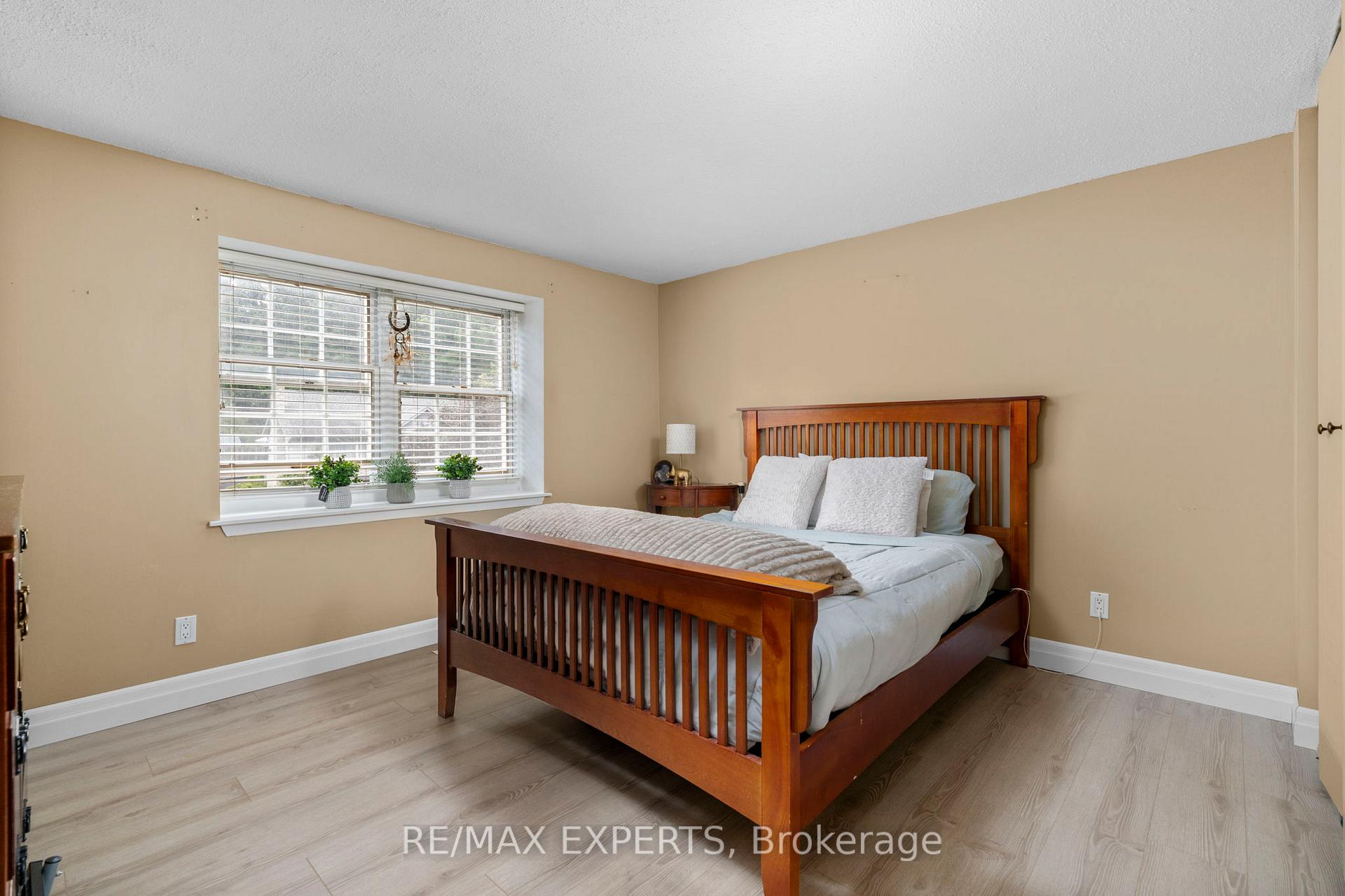 Photo 19 of 128 Heather Avenue, Cambridge — HOMEH