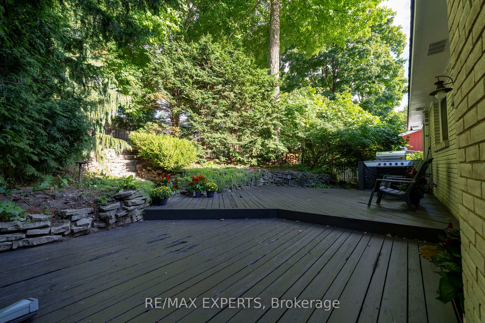 Photo 33 of 128 Heather Avenue, Cambridge — HOMEH