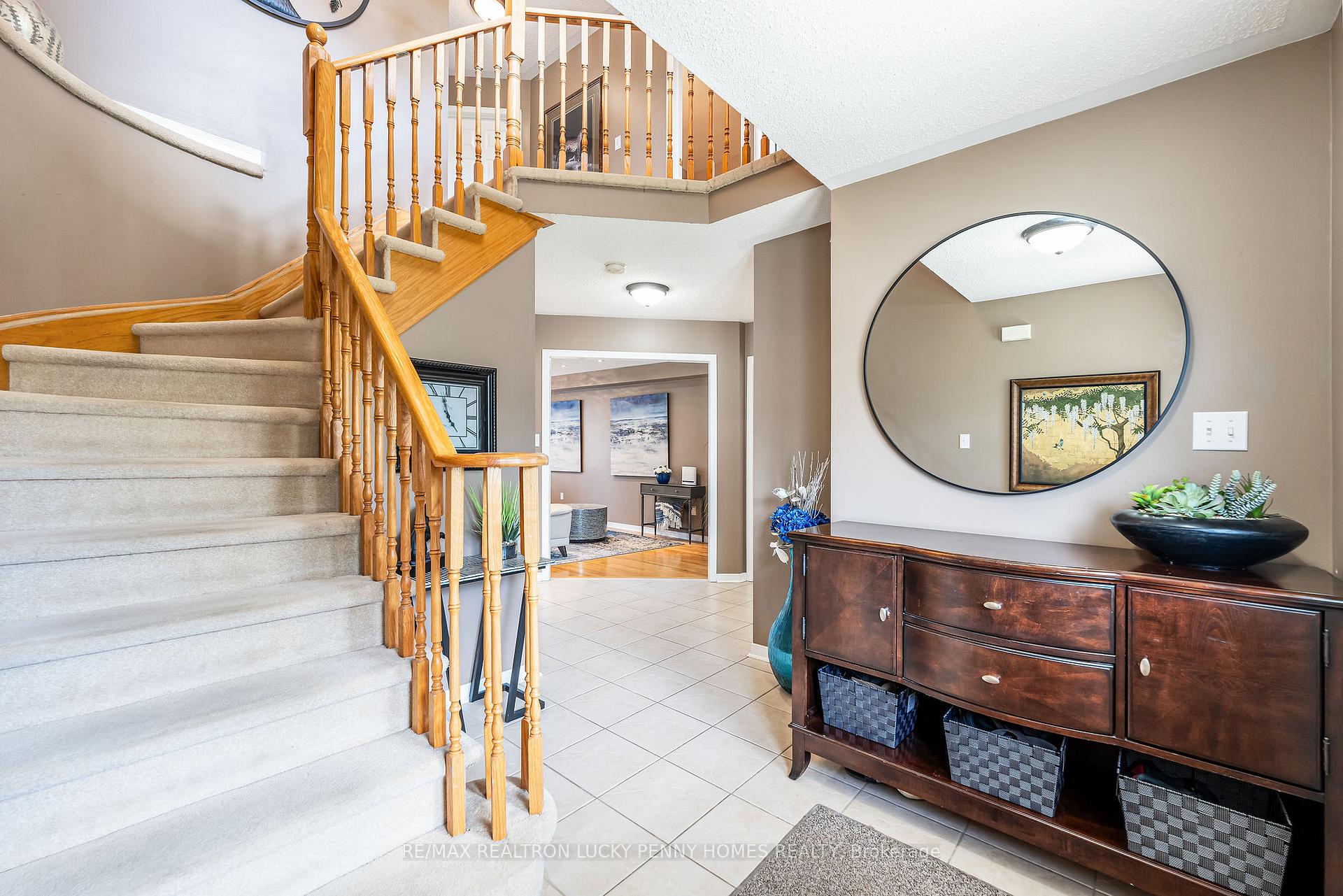 Photo 9 of 221 Madden Place, Clarington, Bowmanville — HOMEH