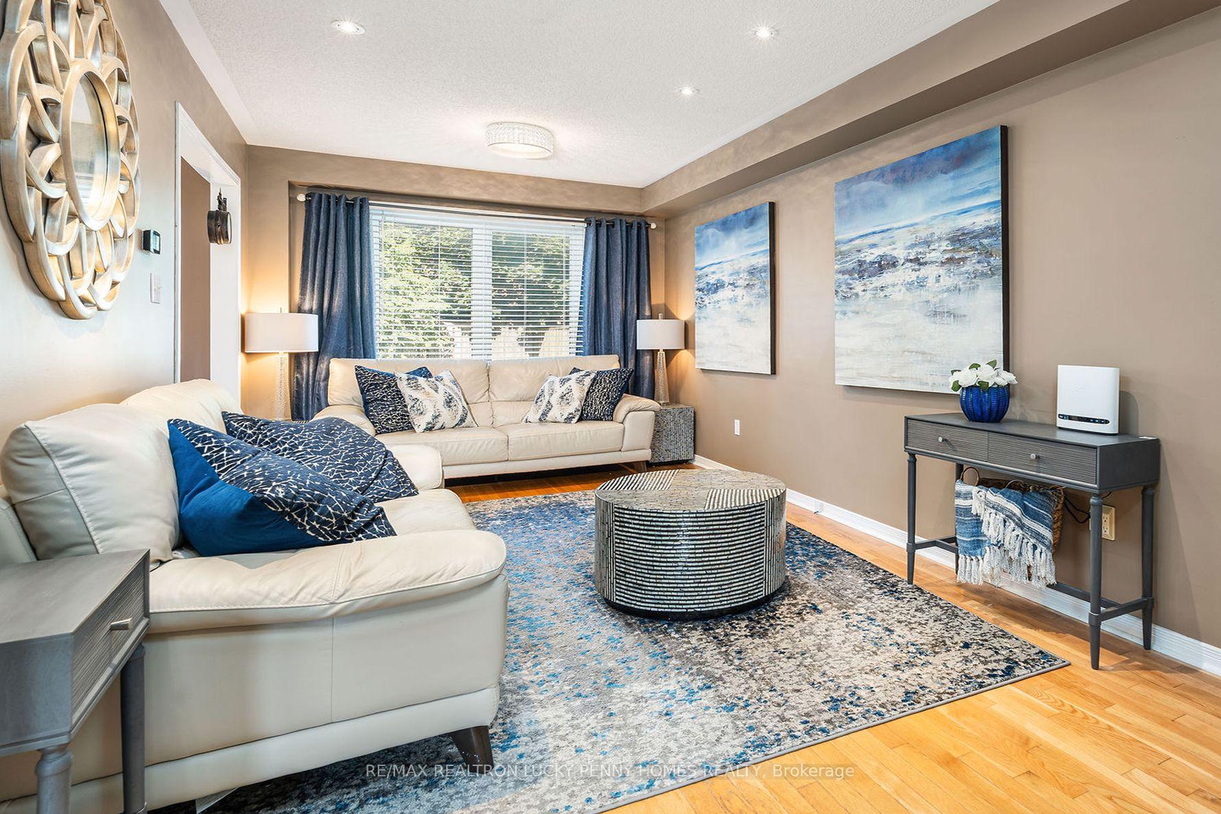 Photo 2 of 221 Madden Place, Clarington, Bowmanville — HOMEH