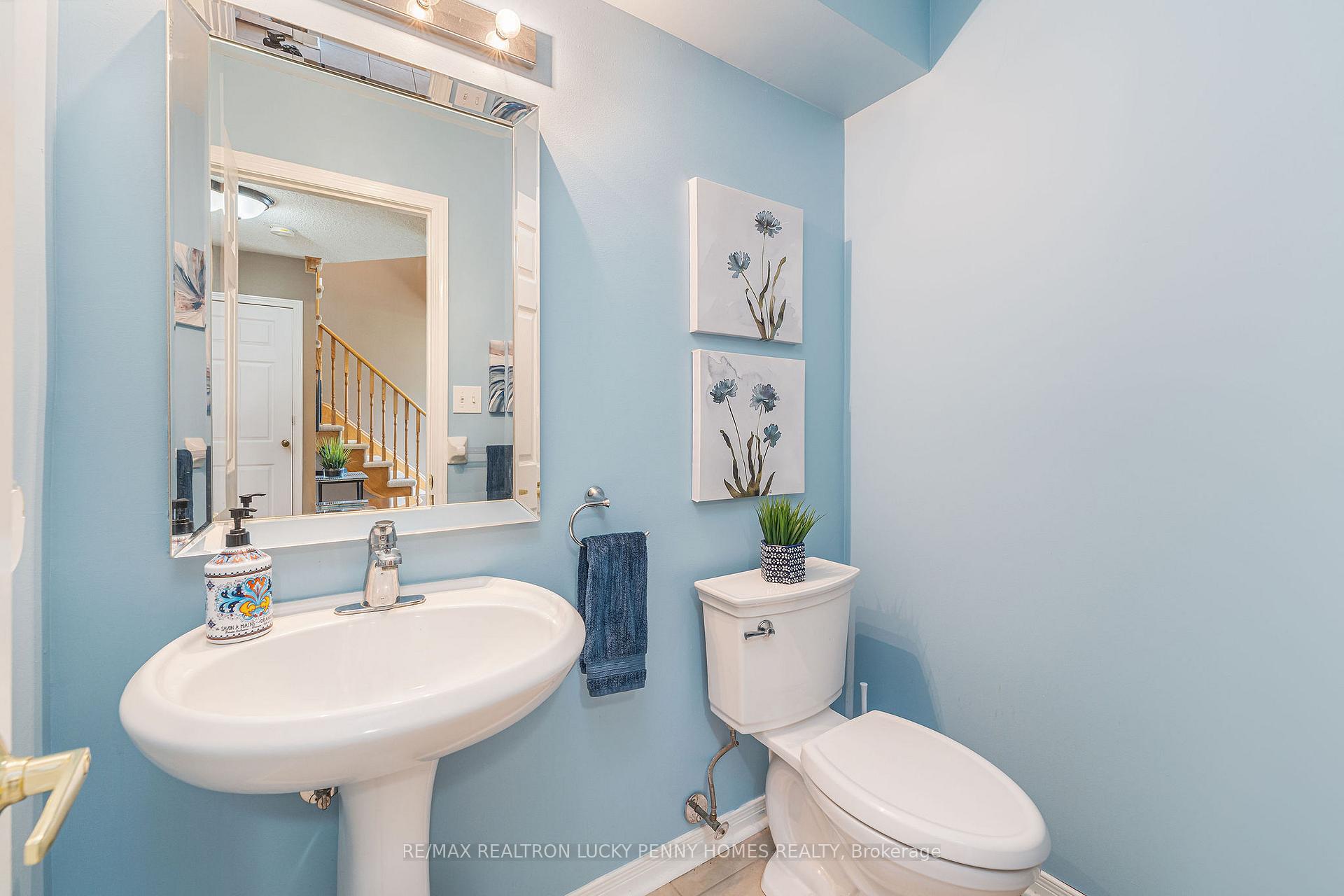 Photo 11 of 221 Madden Place, Clarington, Bowmanville — HOMEH