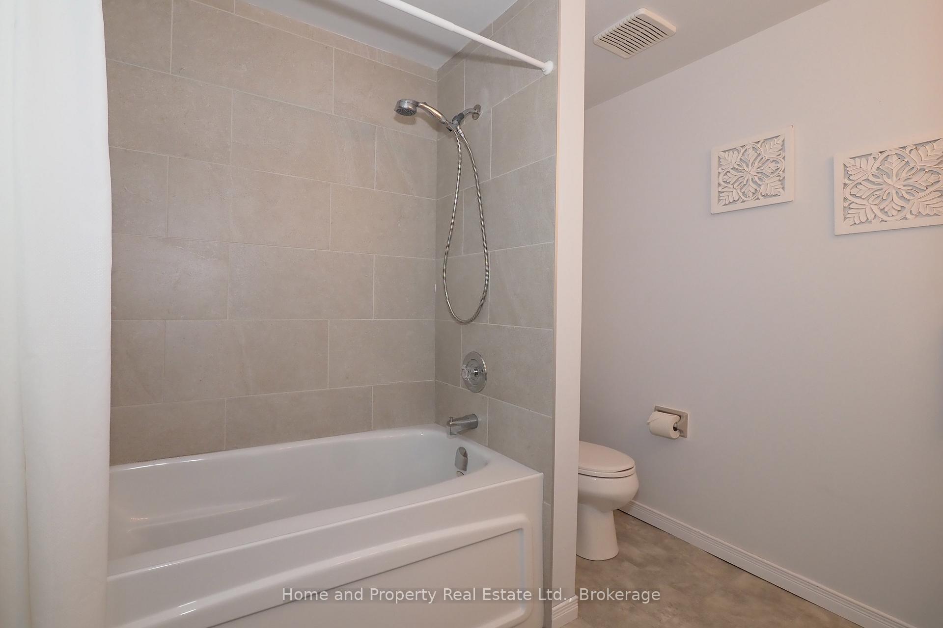 Photo 5 of Unit 1, 511 Oakvale Drive, Waterloo — HOMEH