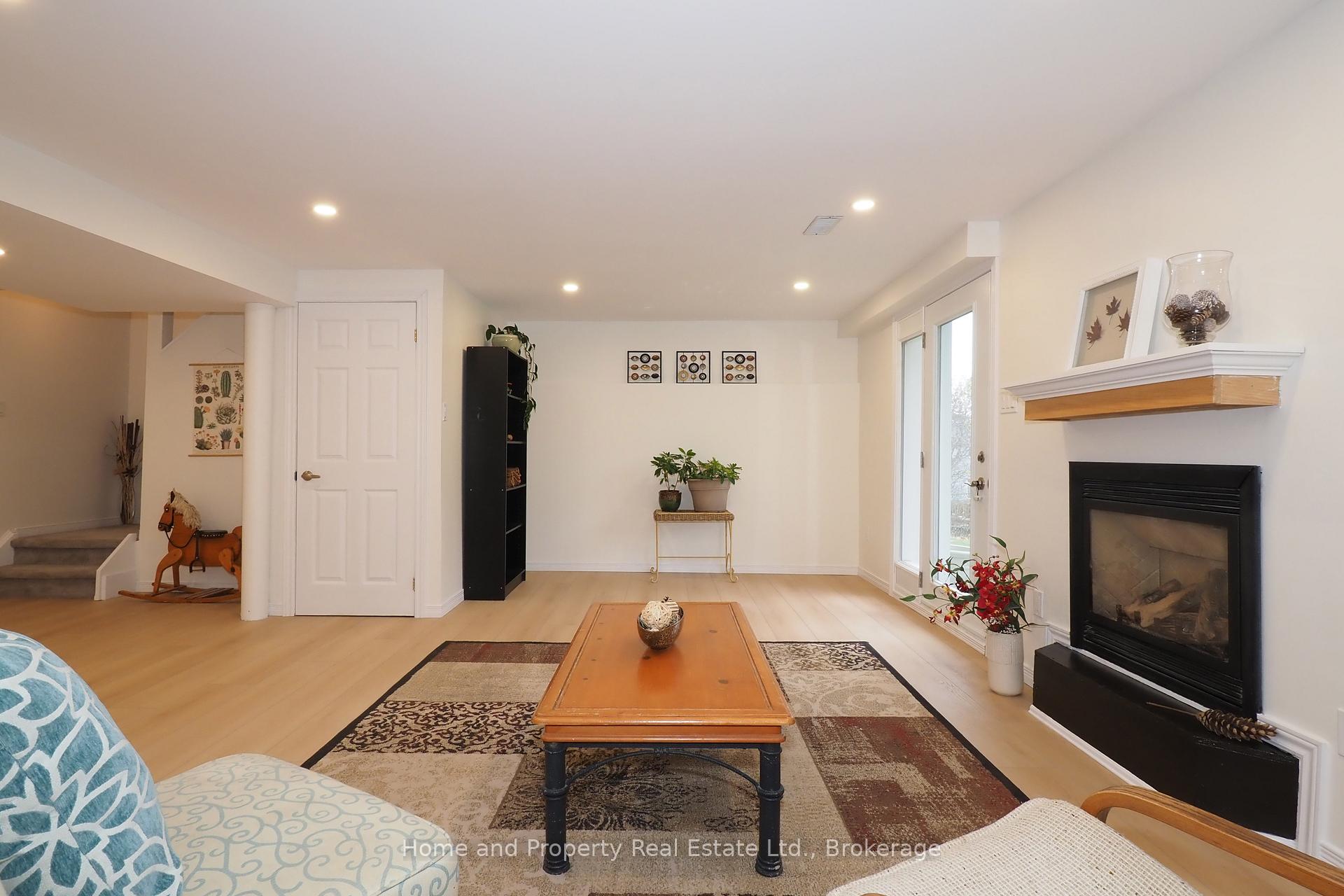 Photo 38 of Unit 1, 511 Oakvale Drive, Waterloo — HOMEH