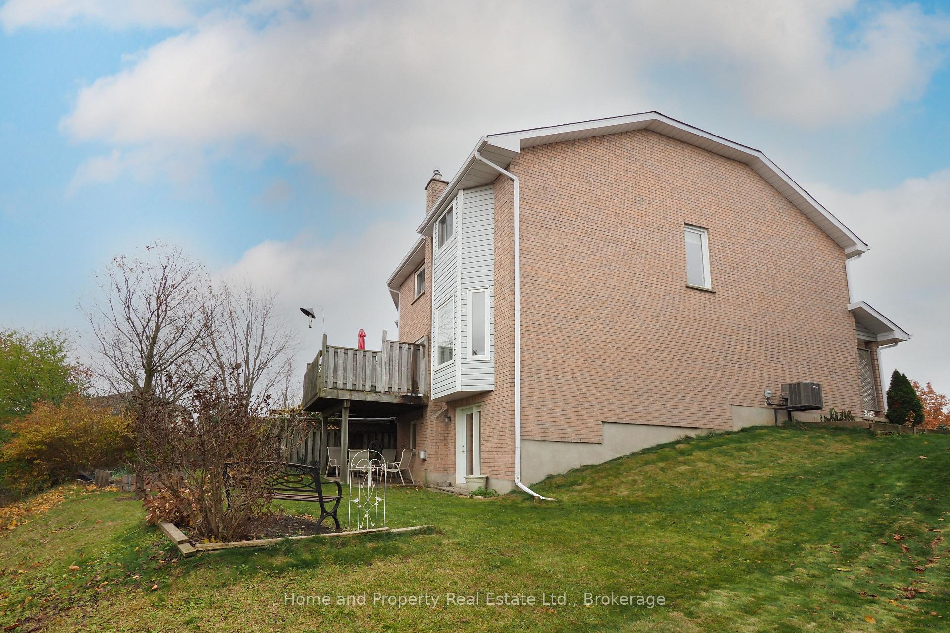 Photo 36 of Unit 1, 511 Oakvale Drive, Waterloo — HOMEH