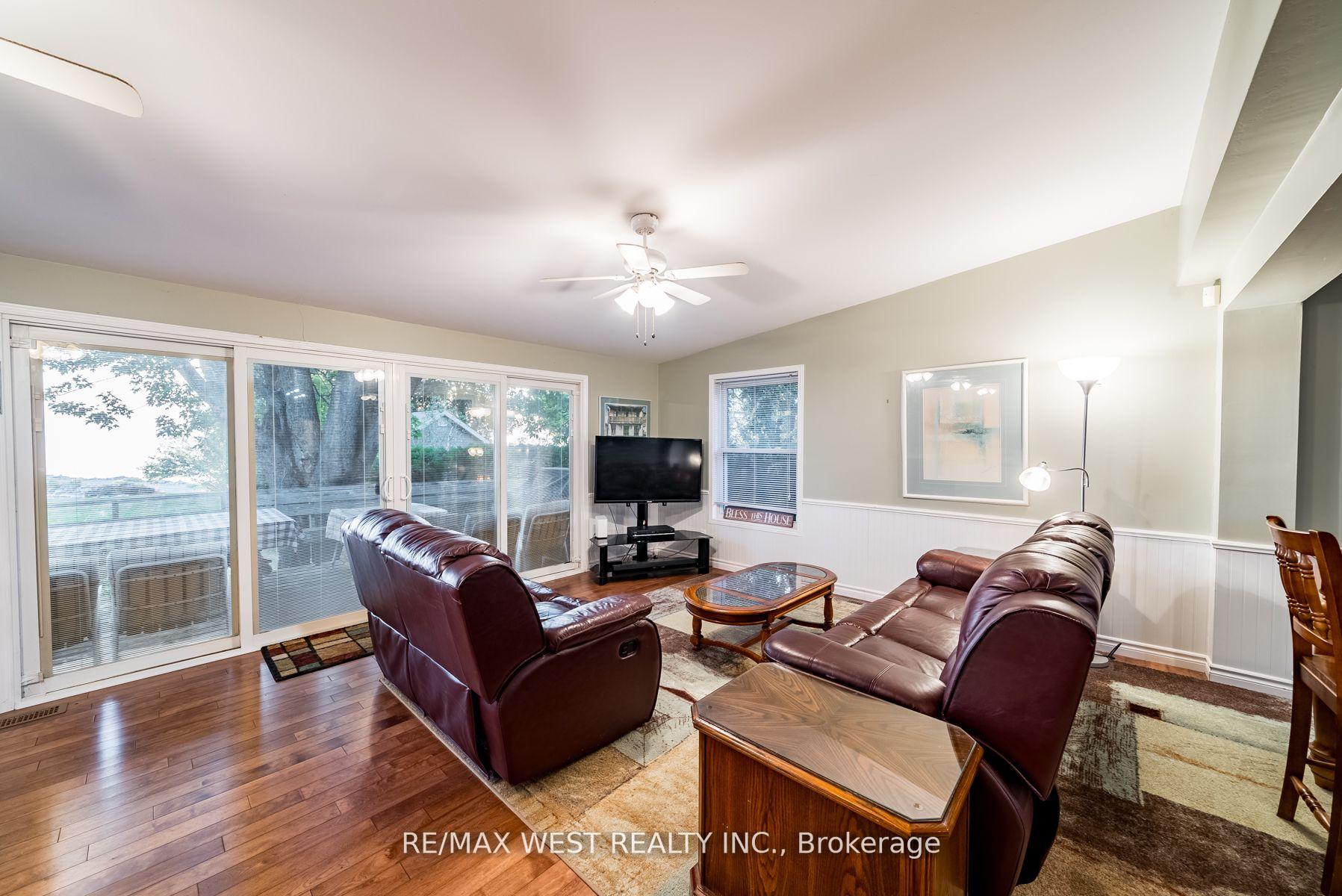 Photo 6 of 1668 Lakeshore Drive, Ramara, Brechin — HOMEH