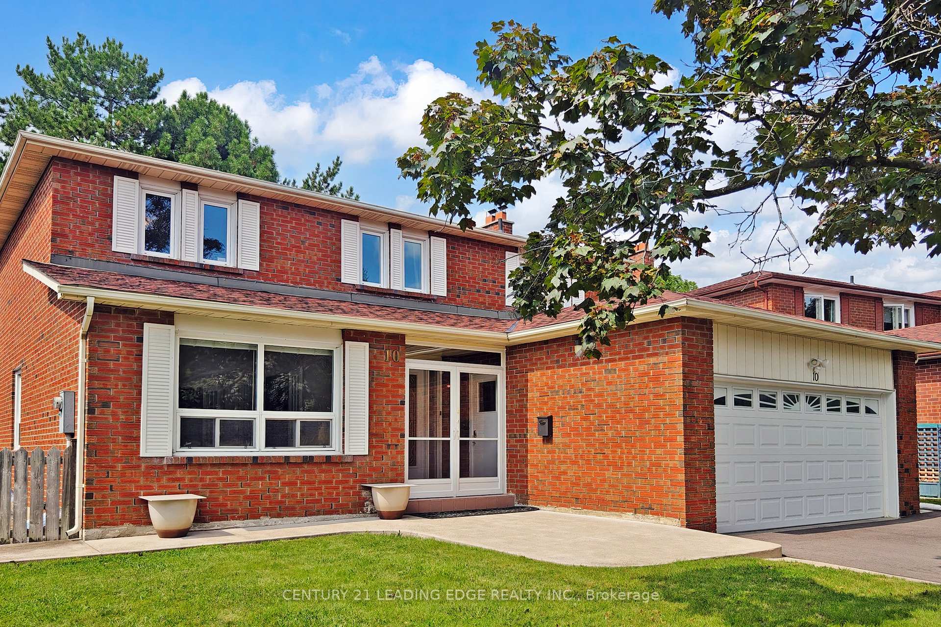 Photo 1 of 10 Vivaldi Crescent, Brampton, Brampton South — HOMEH