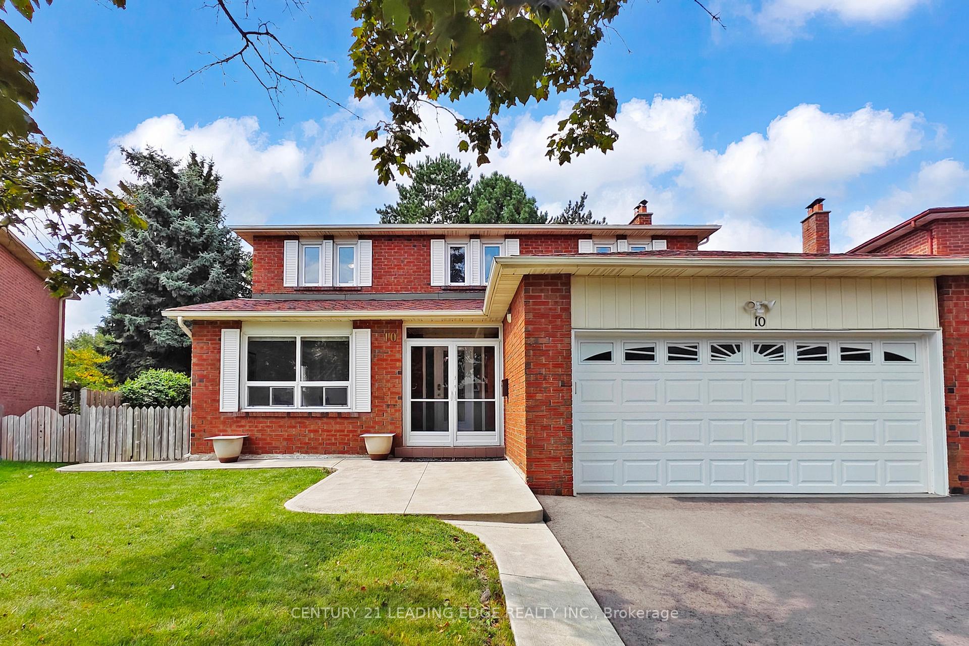 Photo 2 of 10 Vivaldi Crescent, Brampton, Brampton South — HOMEH