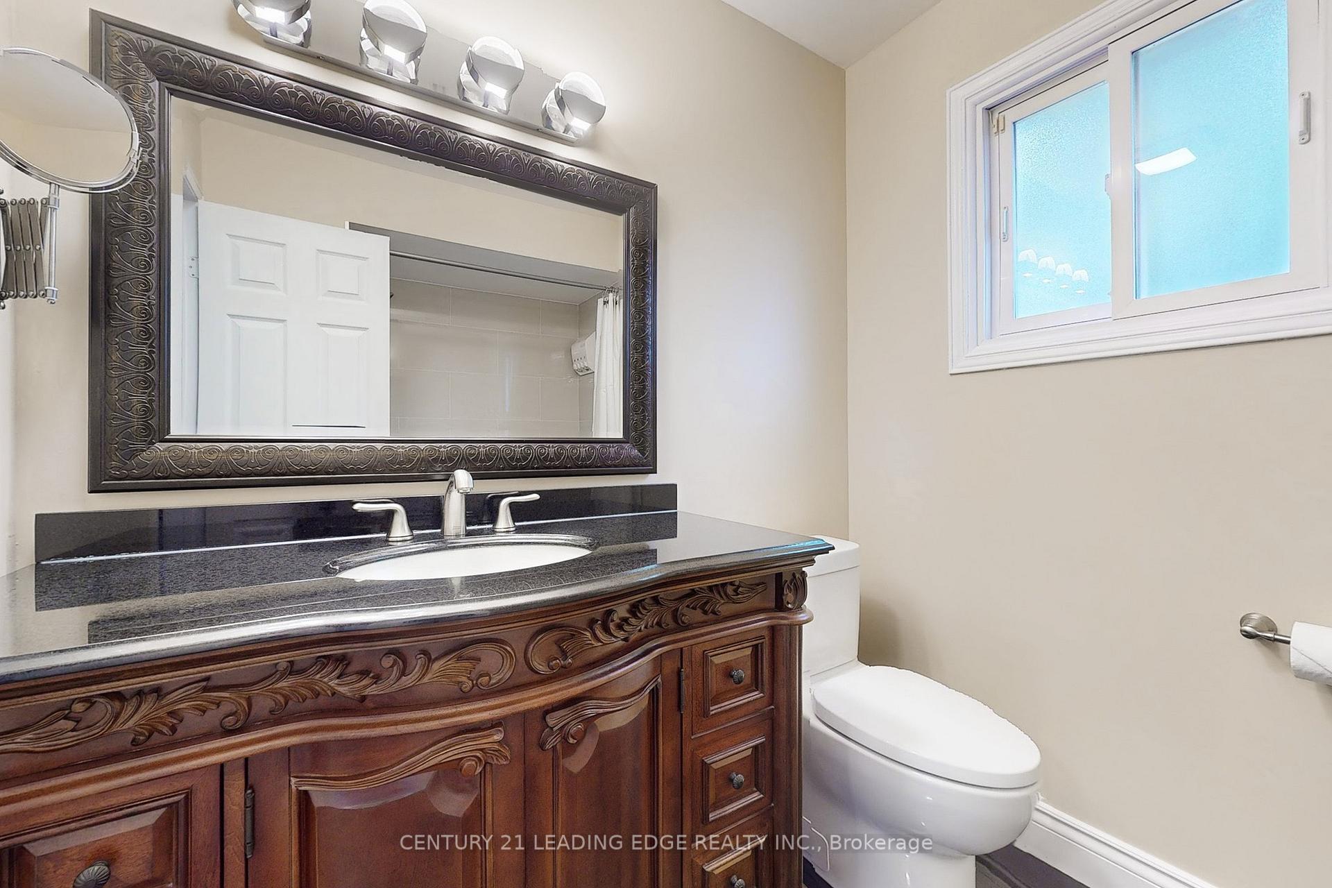 Photo 25 of 10 Vivaldi Crescent, Brampton, Brampton South — HOMEH