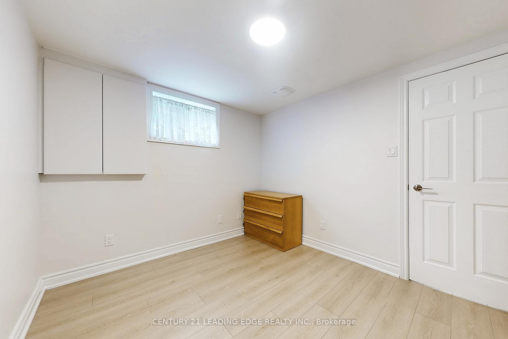 Photo 26 of 10 Vivaldi Crescent, Brampton, Brampton South — HOMEH