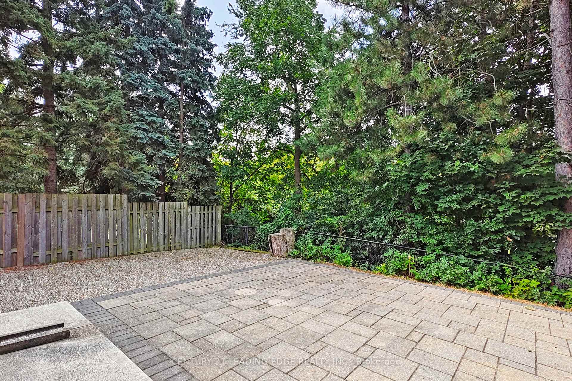 Photo 37 of 10 Vivaldi Crescent, Brampton, Brampton South — HOMEH