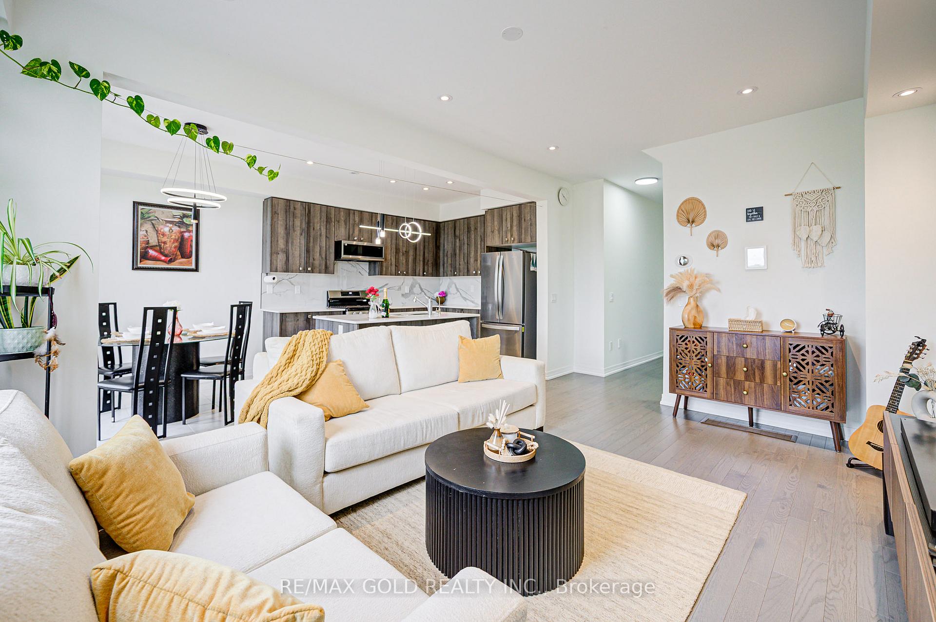 Photo 24 of Unit 8, 10 Freedom Crescent, Hamilton, Mount Hope — HOMEH