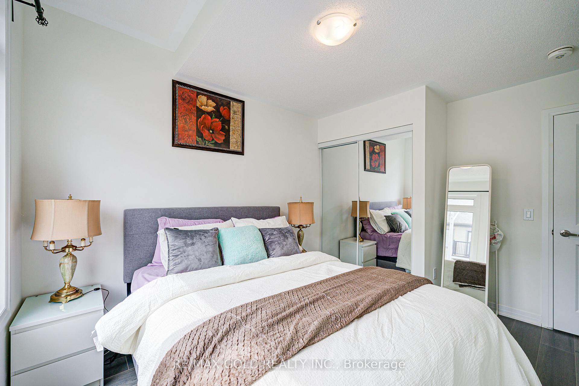 Photo 32 of Unit 8, 10 Freedom Crescent, Hamilton, Mount Hope — HOMEH