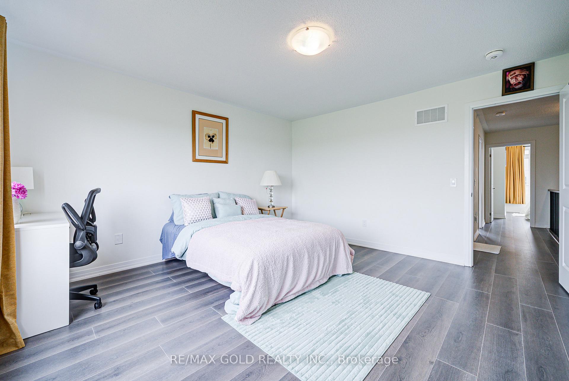 Photo 21 of Unit 8, 10 Freedom Crescent, Hamilton, Mount Hope — HOMEH