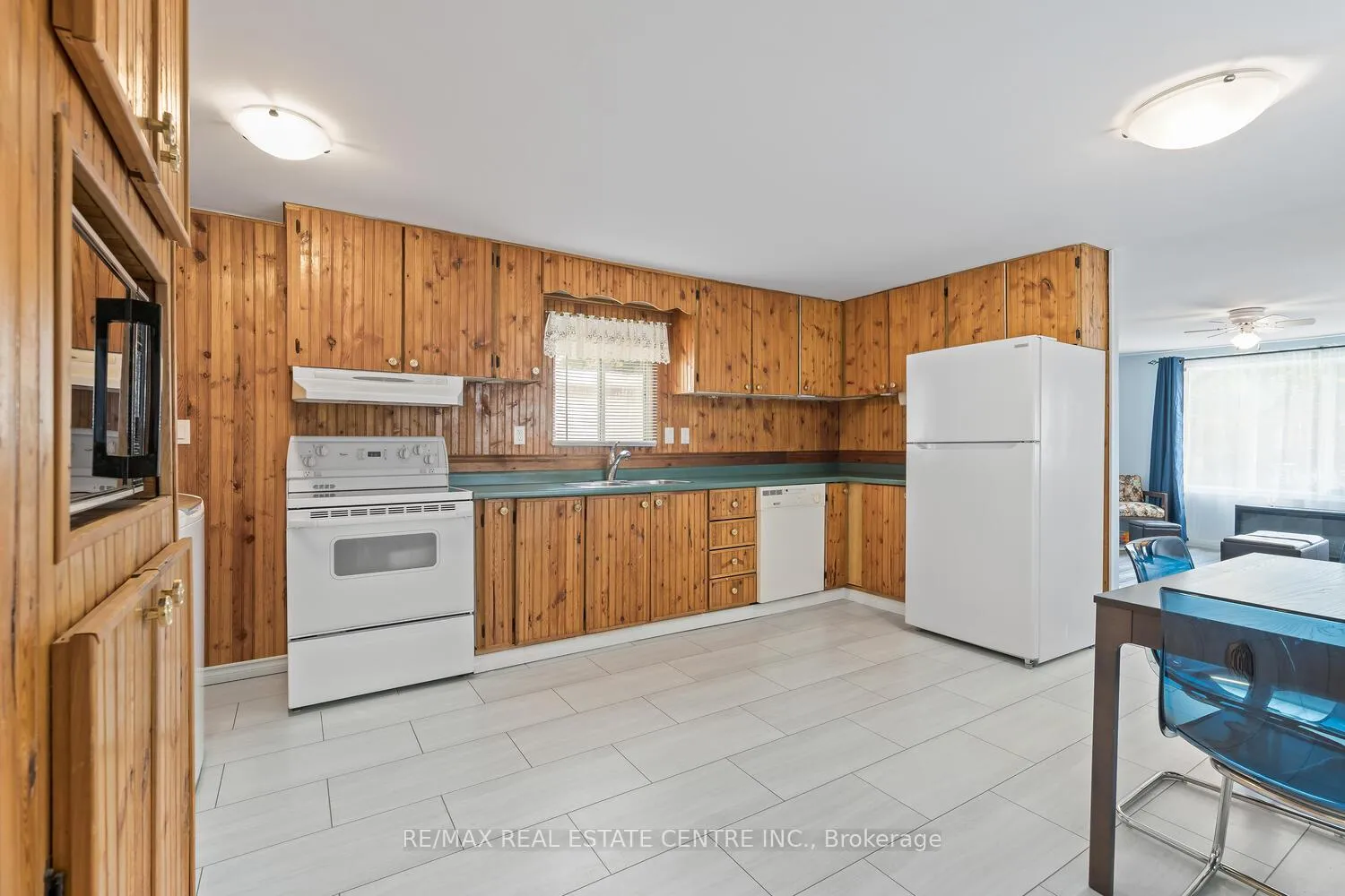 Photo 11 of 16 Second Avenue, Erin — HOMEH