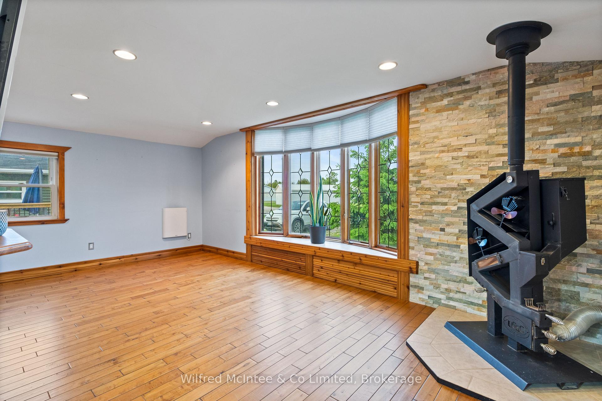 Photo 27 of 48 Maplewood Boulevard, Kincardine — HOMEH