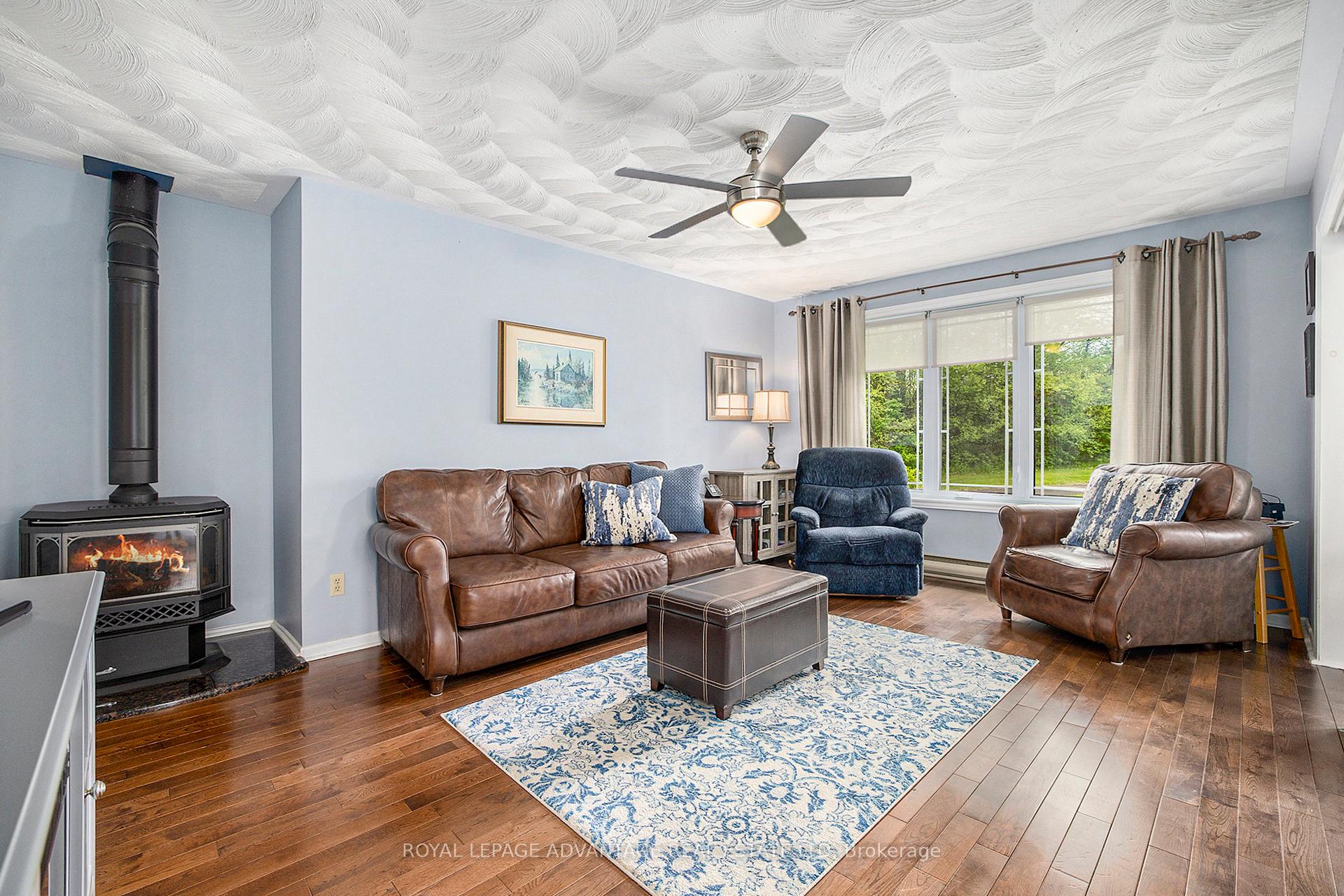 Photo 4 of 198 Somerville Drive, Tay Valley, Bathurst/Burgess & Sherbrooke (Bathurst) Twp — HOMEH