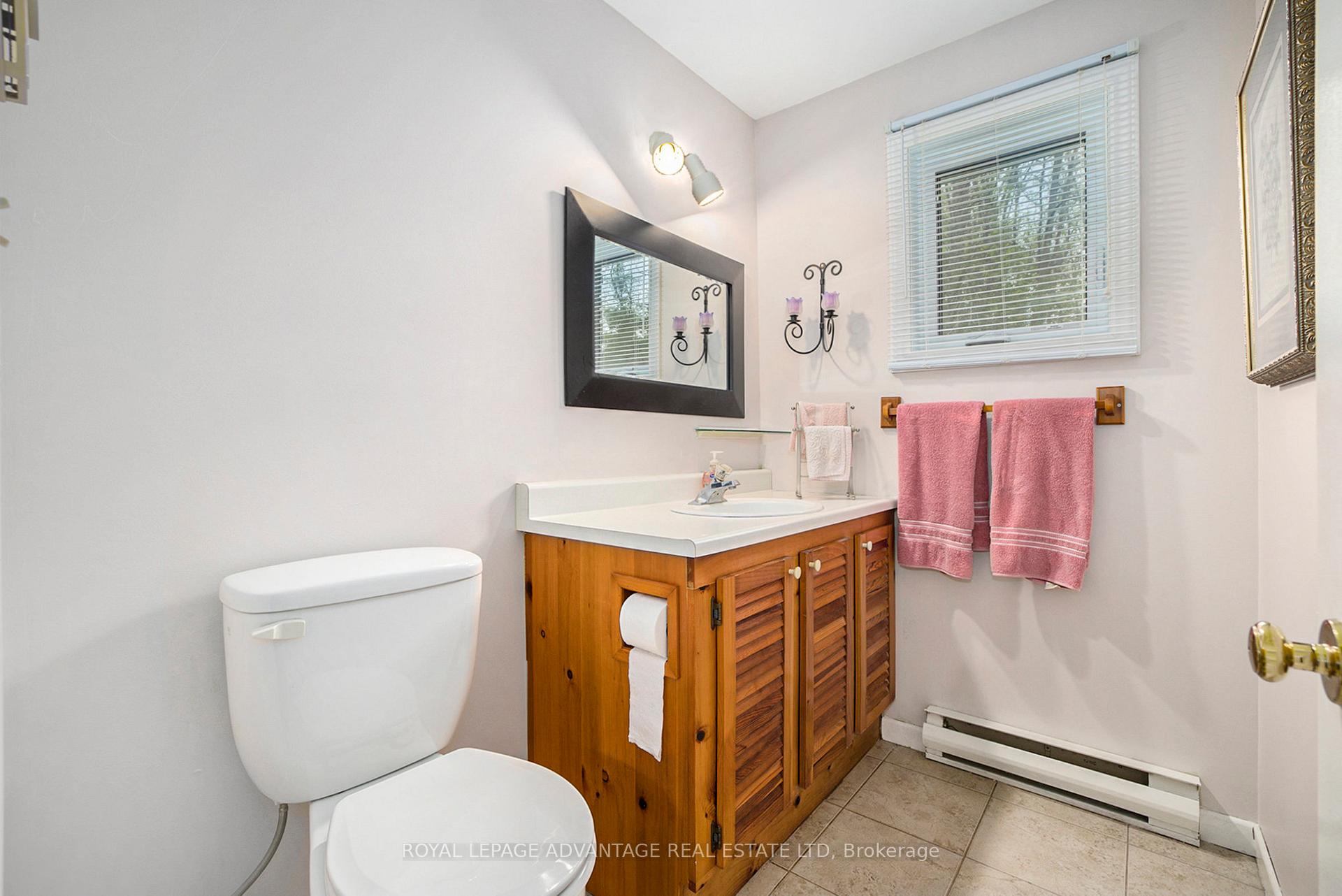 Photo 13 of 198 Somerville Drive, Tay Valley, Bathurst/Burgess & Sherbrooke (Bathurst) Twp — HOMEH