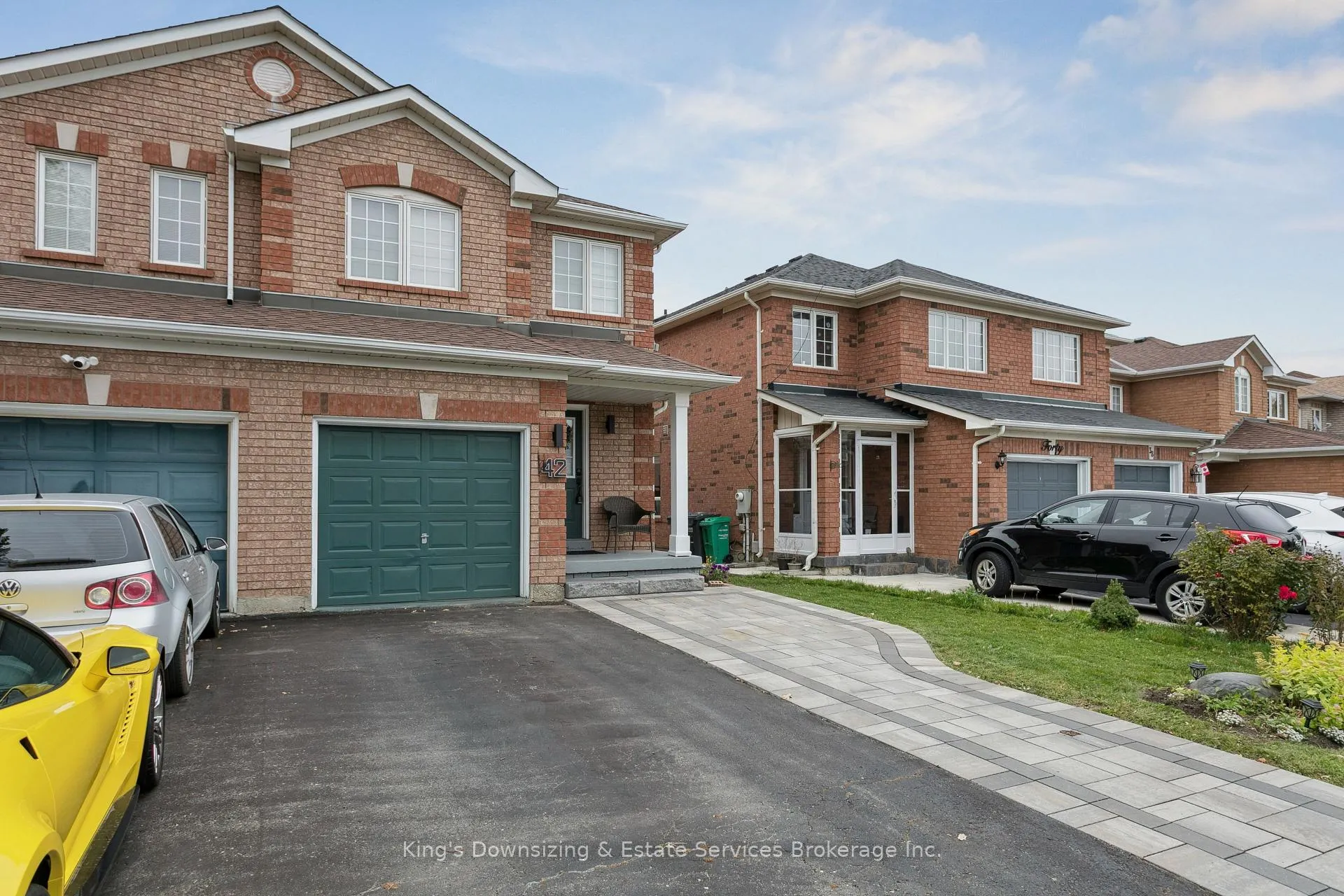 Photo 1 of 42 Lake Louise Drive, Brampton, Fletcher's Meadow — HOMEH