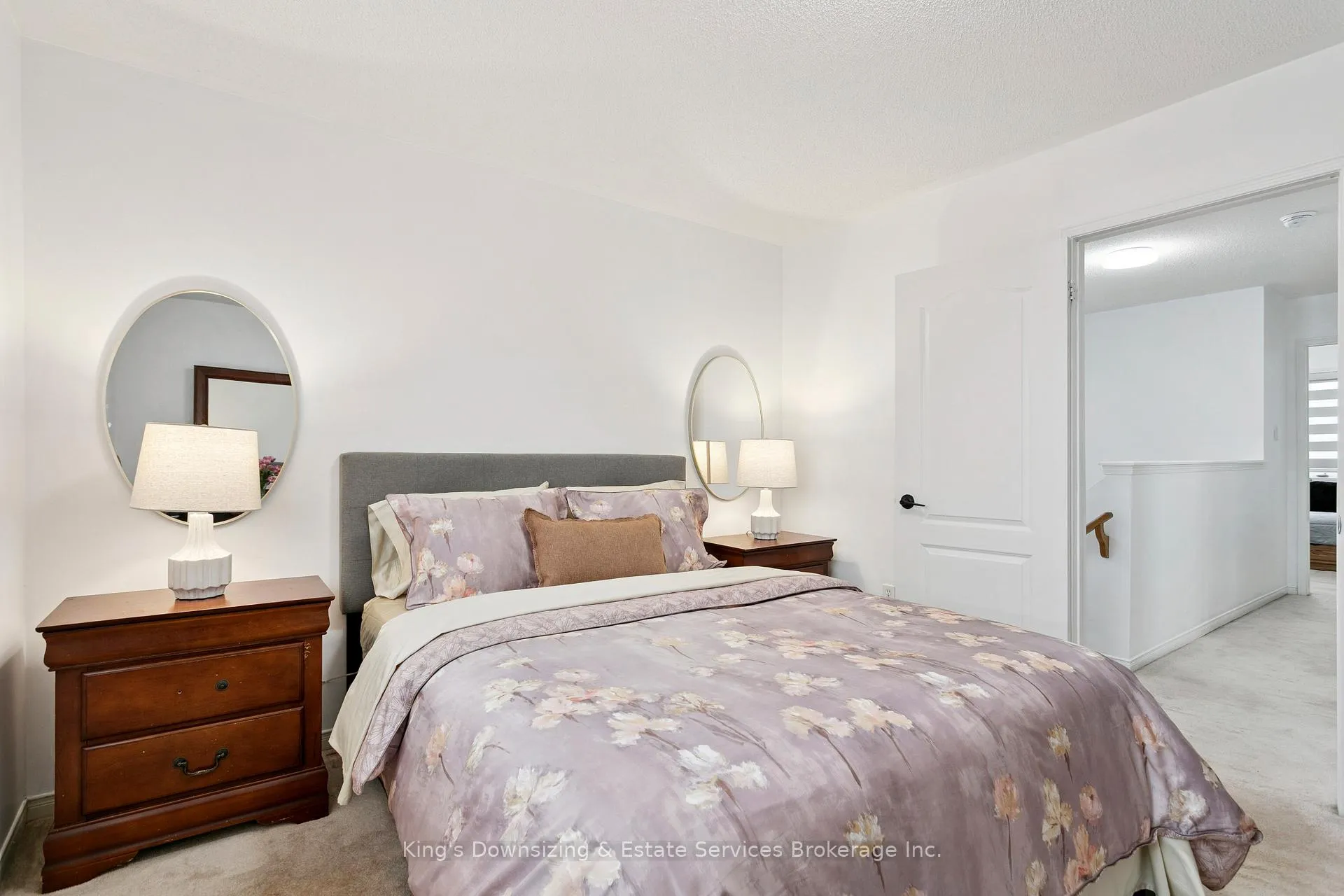 Photo 12 of 42 Lake Louise Drive, Brampton, Fletcher's Meadow — HOMEH