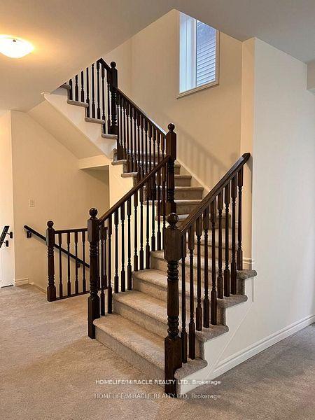 Photo 4 of 20 Tooker Dr N, Brant, Brantford Twp — HOMEH
