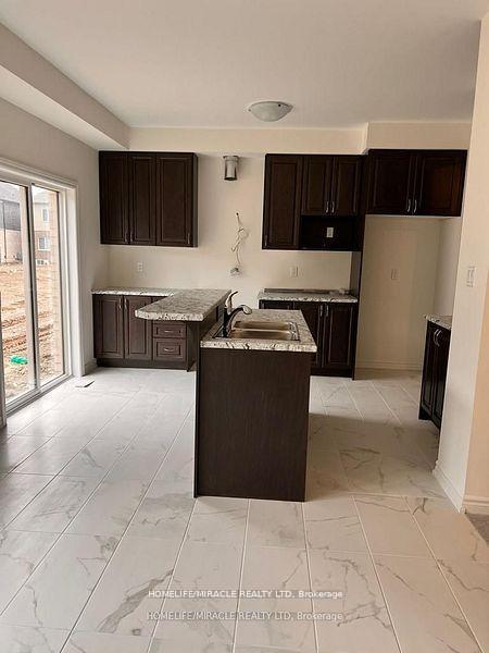 Photo 9 of 20 Tooker Dr N, Brant, Brantford Twp — HOMEH