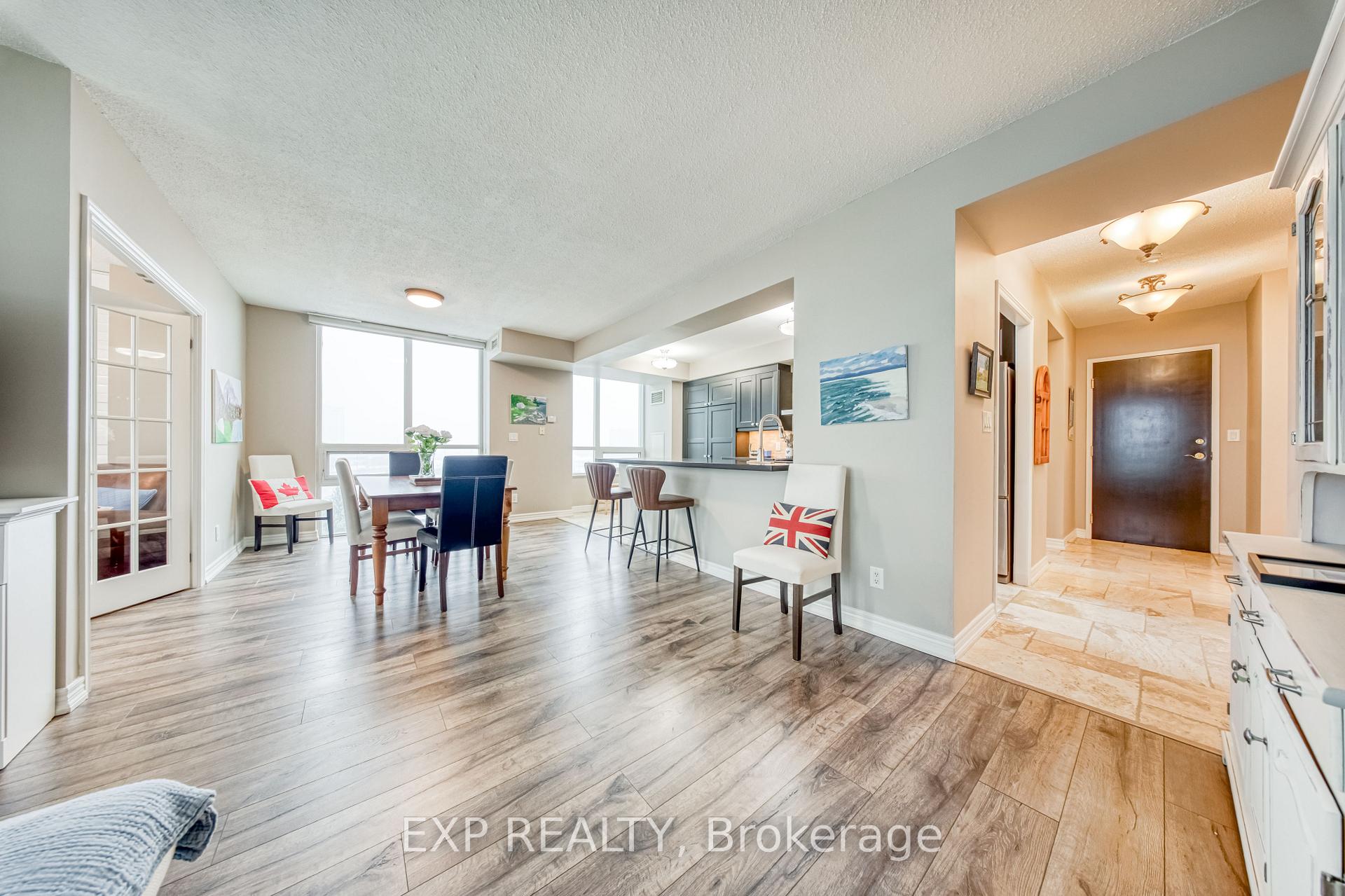 Photo 35 of Unit 806, 100 Promenade Circle, Vaughan, Brownridge — HOMEH