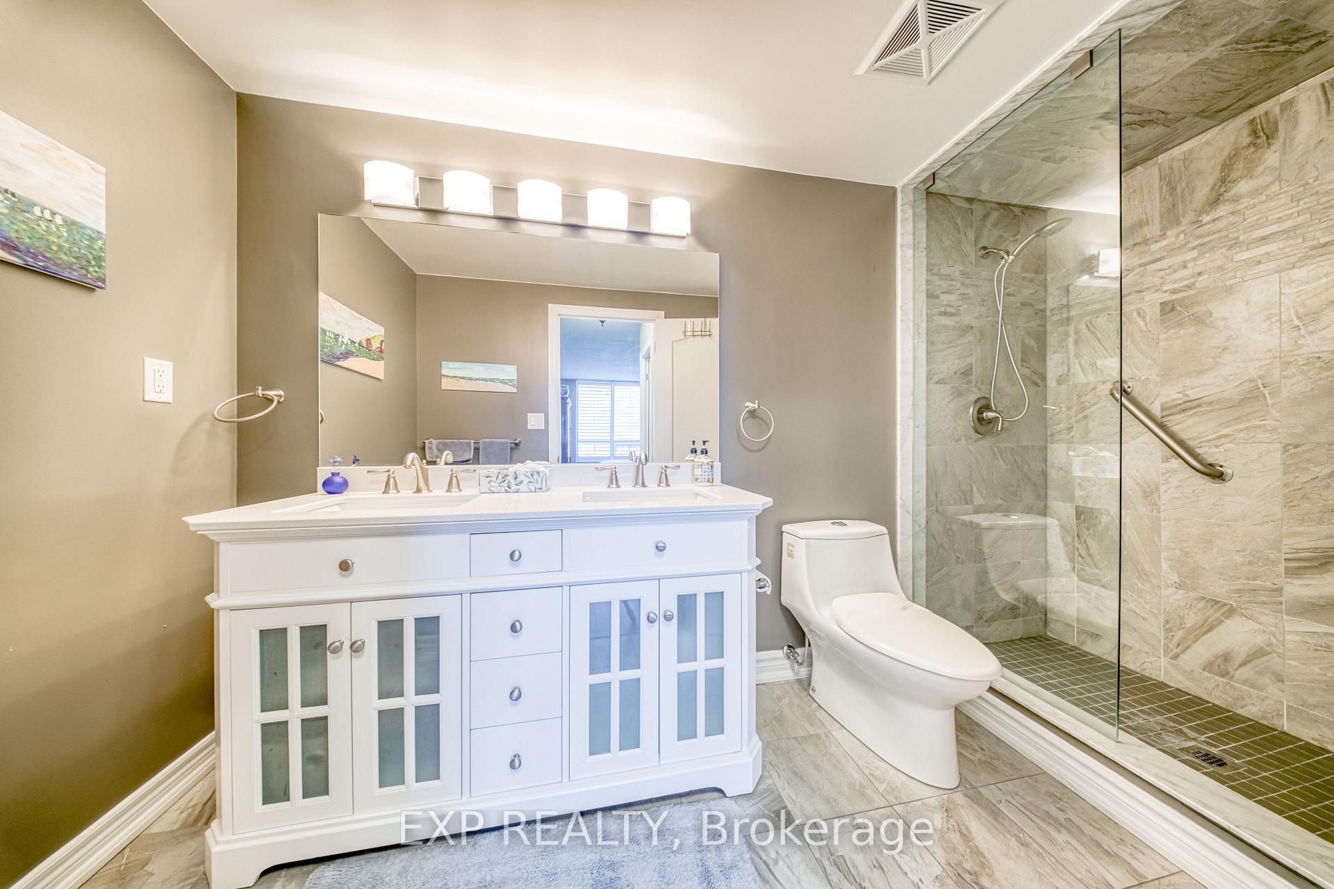 Photo 16 of Unit 806, 100 Promenade Circle, Vaughan, Brownridge — HOMEH