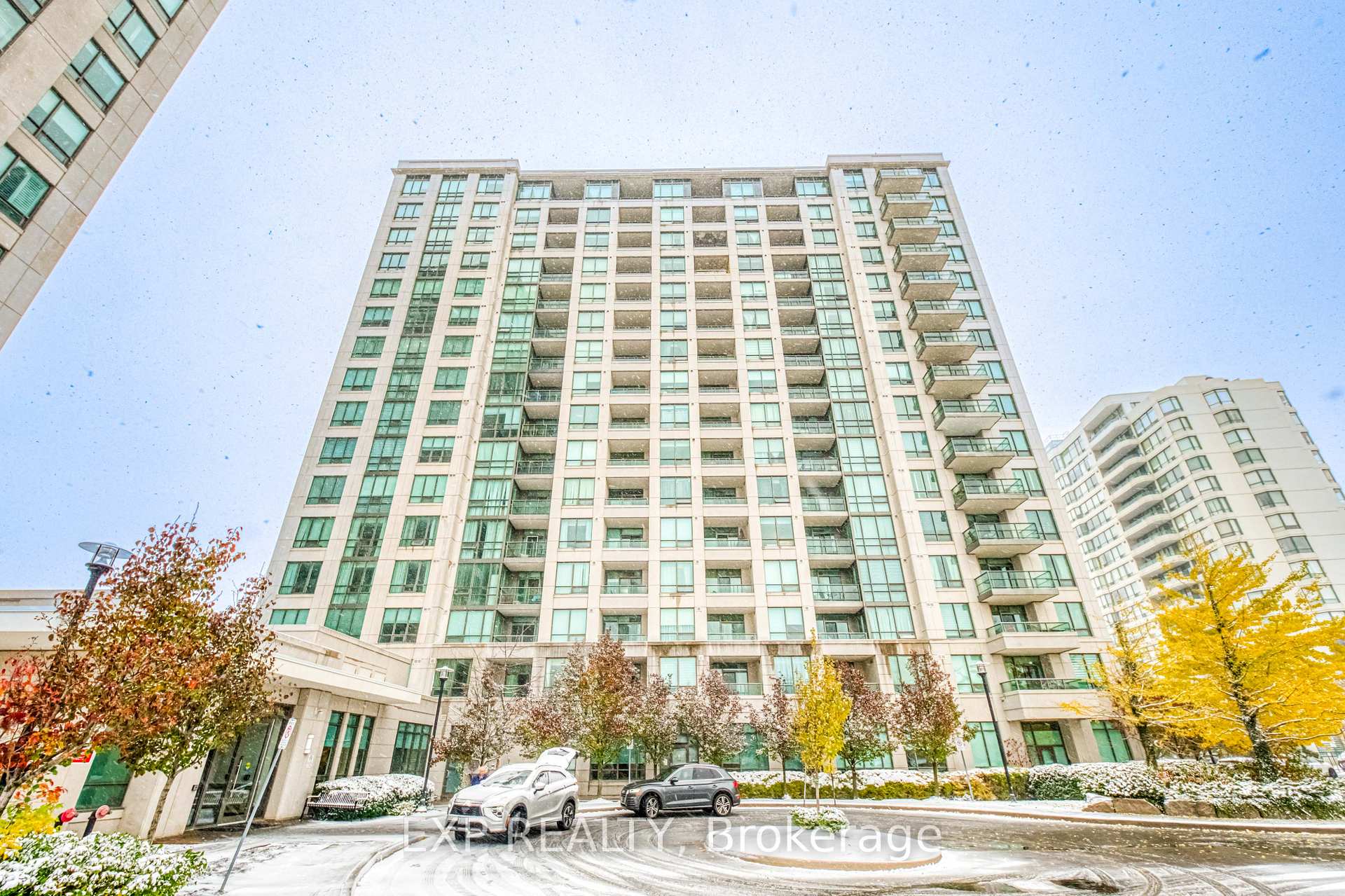Photo 30 of Unit 806, 100 Promenade Circle, Vaughan, Brownridge — HOMEH