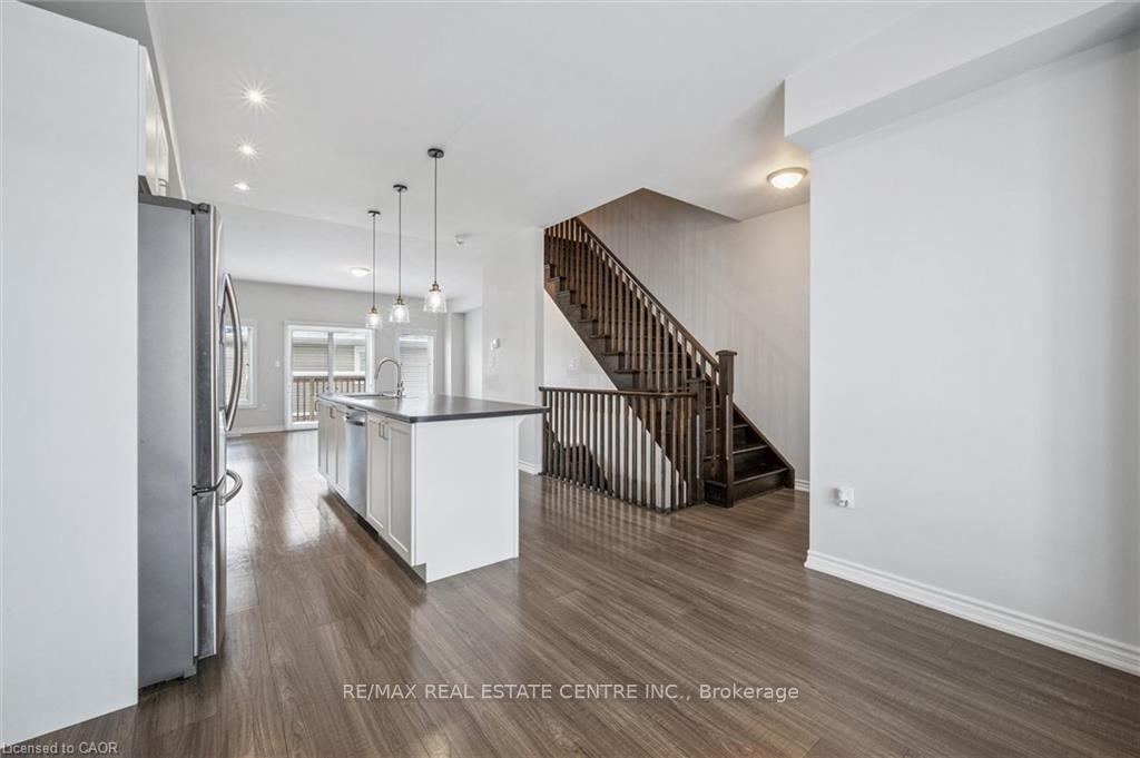 Photo 10 of Unit 14, 100 Chester Drive, Cambridge — HOMEH